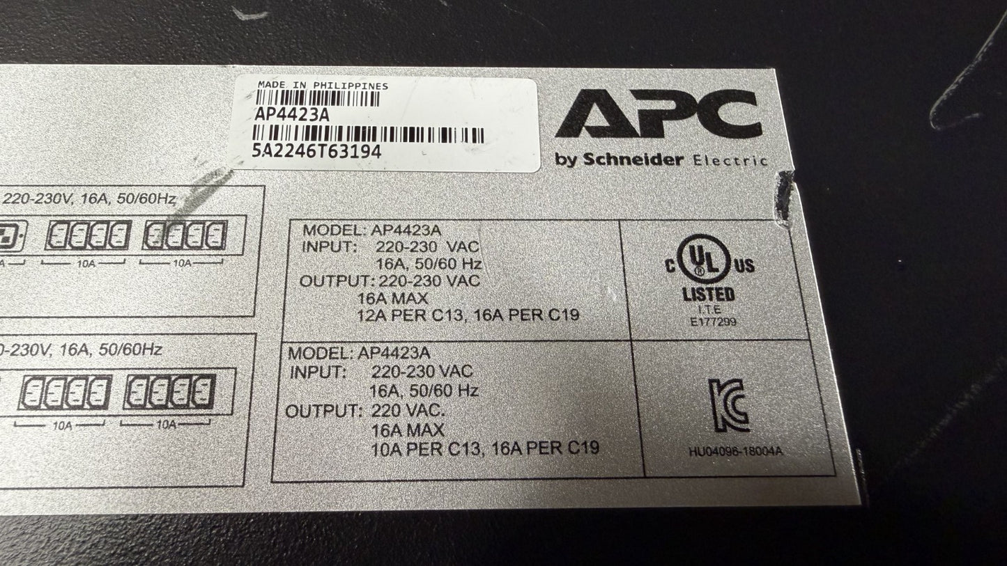APC AP4423A NetShelter Rack Automatic Transfer Switch