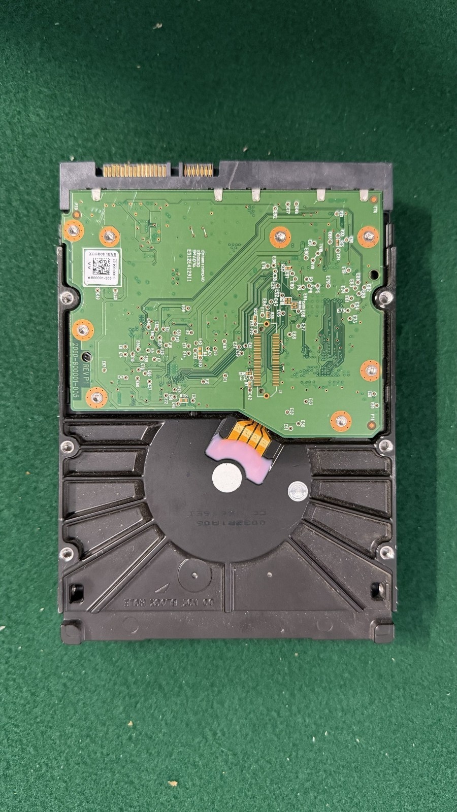 Western Digital WD Red 6TB NAS Hard Drive 3.5" SATA 6Gb/s WD60EFRX