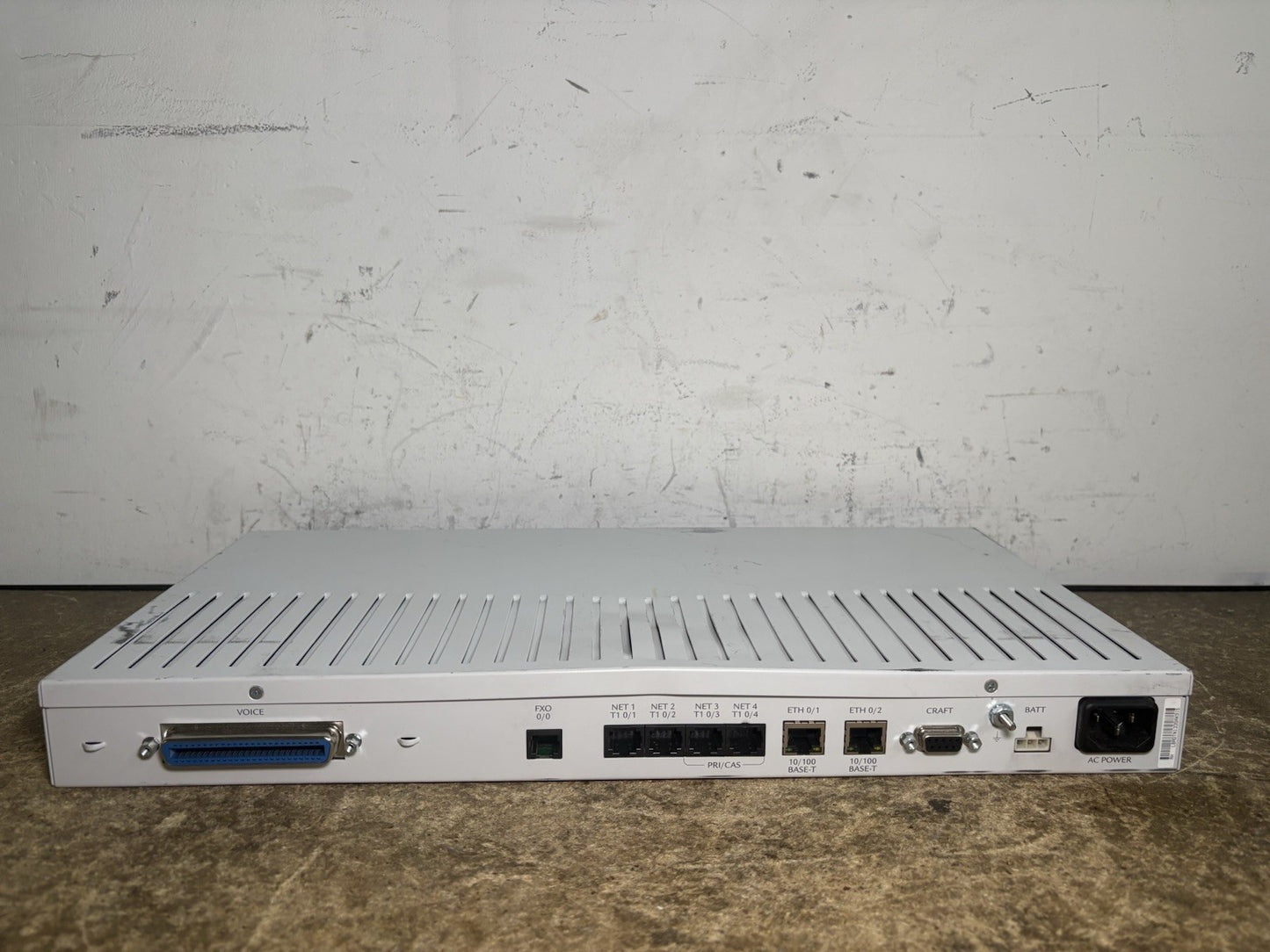 ADTRAN 4242908L1 TOTAL ACCESS 908E 2ND GEN - VOIP IP BUSINESS GATEWAY *Cosmetic