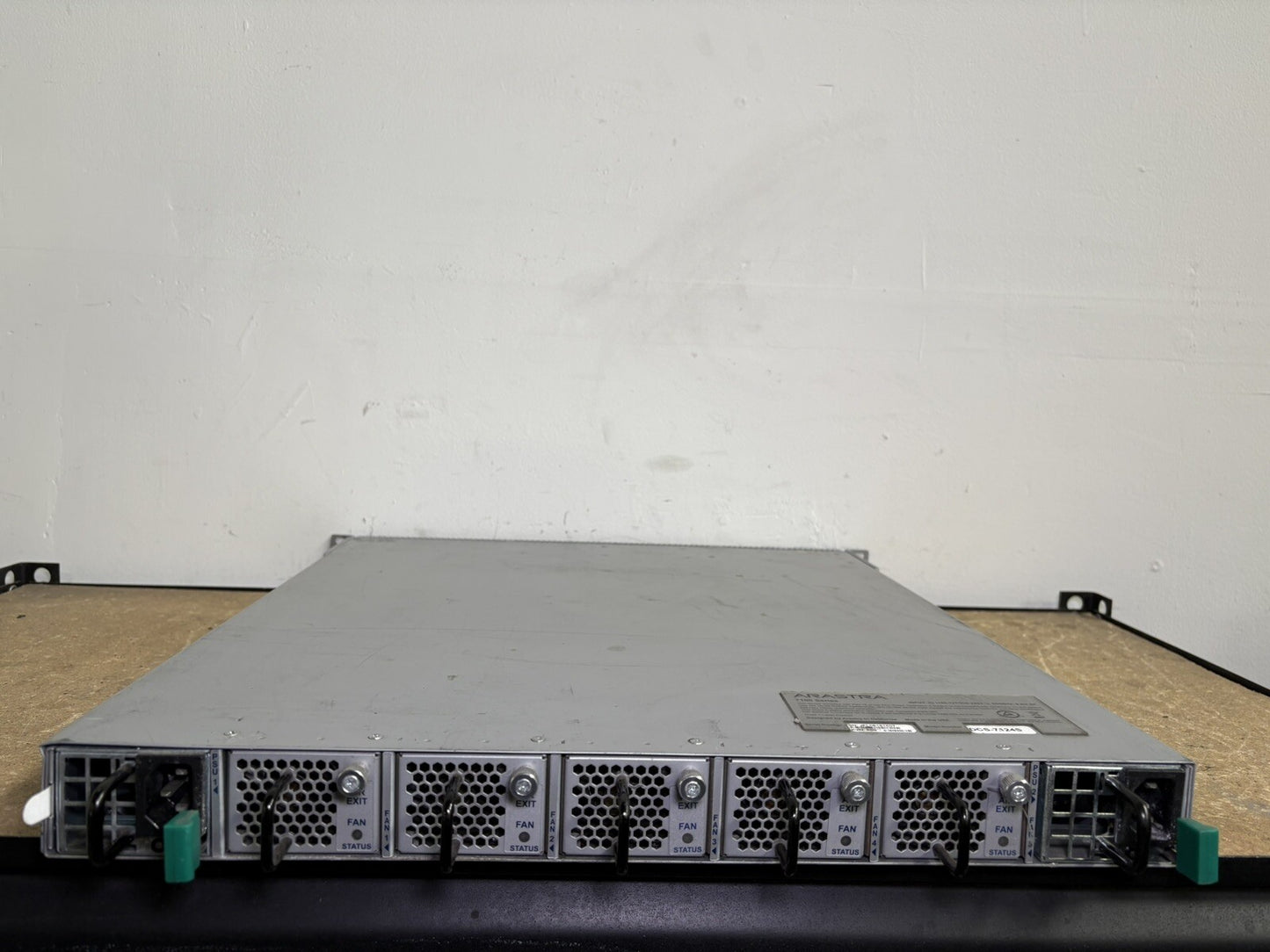 Arista DCS-7124S-R 24P 10GbE SFP+ RA Switch