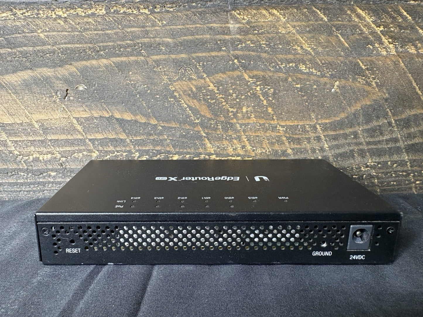 Ubiquiti (ER-X-SFP) EdgeRouter X Advanced Gigabit Router *NO ADAPTER*