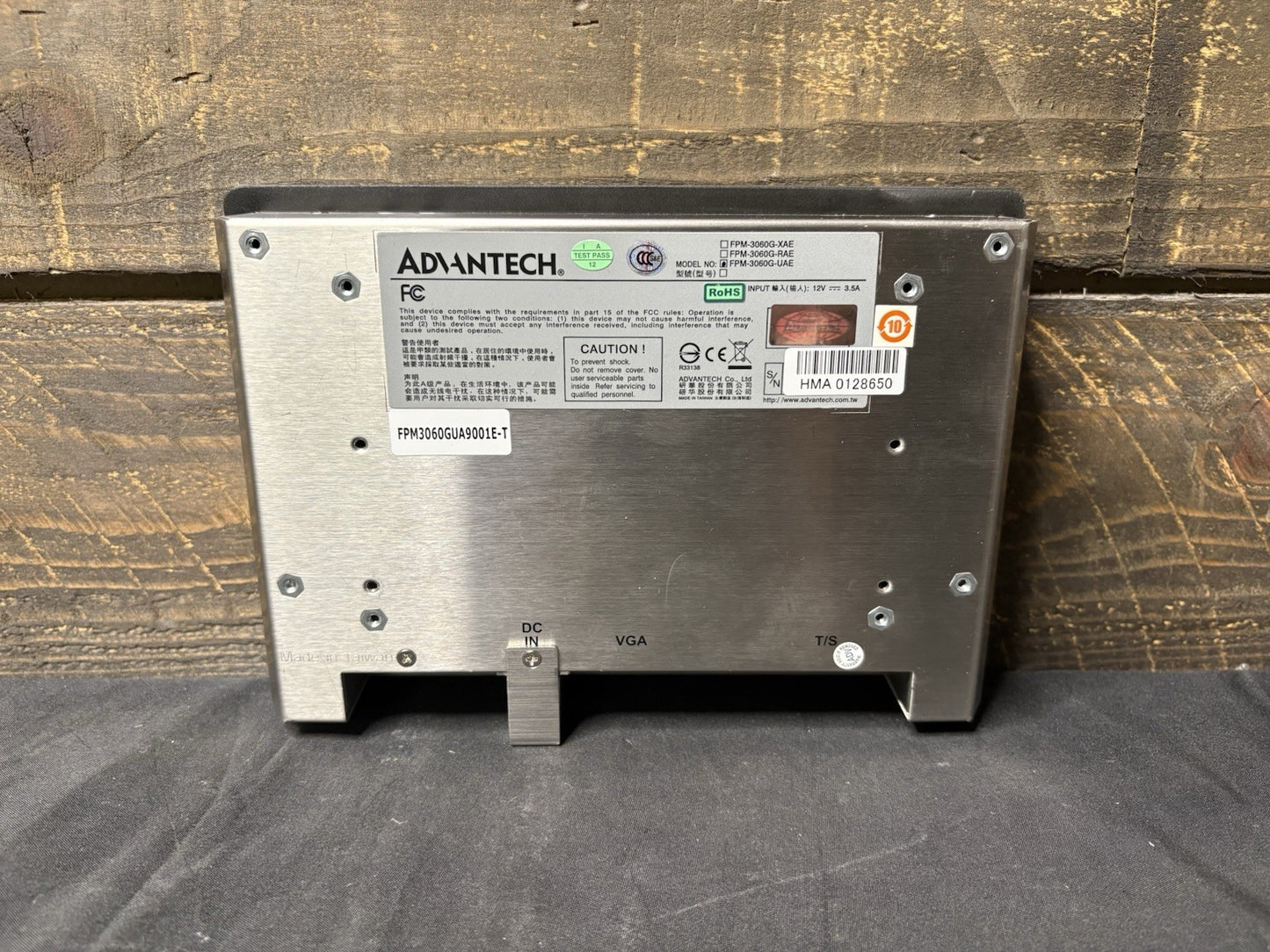 Advantech FPM-3060G-UAE | 6.5" VGA Industrial Monitor Touchscreen