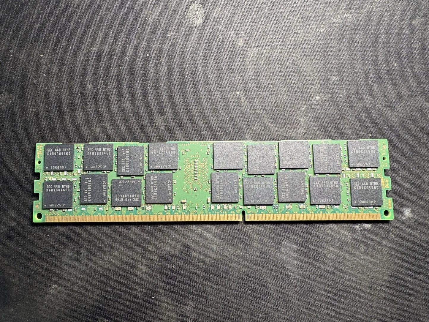 Lot of 8 - Samsung M393B2G70QH0-YH9Q8 16GB PC3-10600 DDR3-1333 Server Memory
