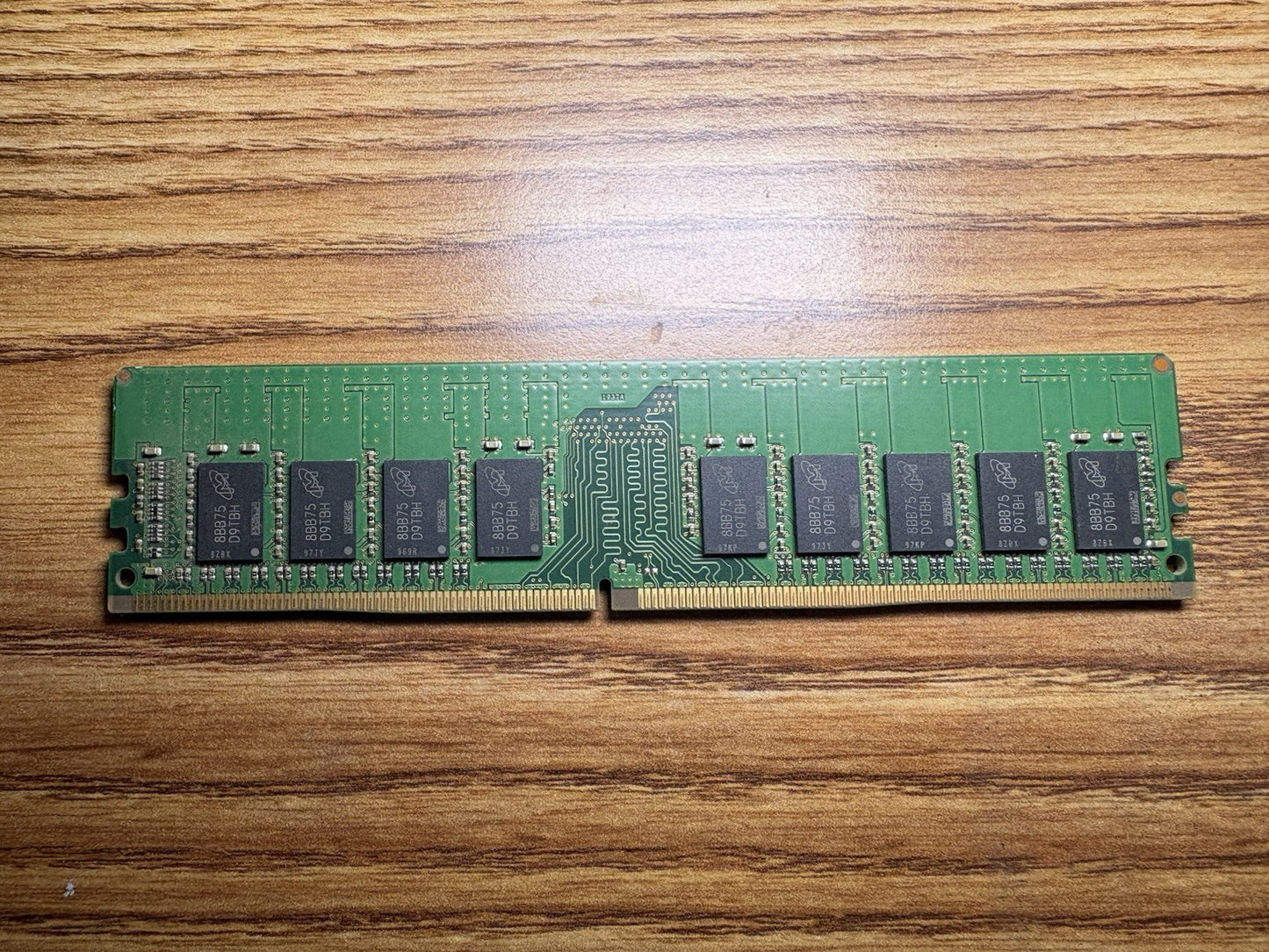 Micron 16GB 2Rx8 PC4-2400T-EE1-11 DDR4 Server RAM MTA18ASF2G72AZ 2G3B1ZG