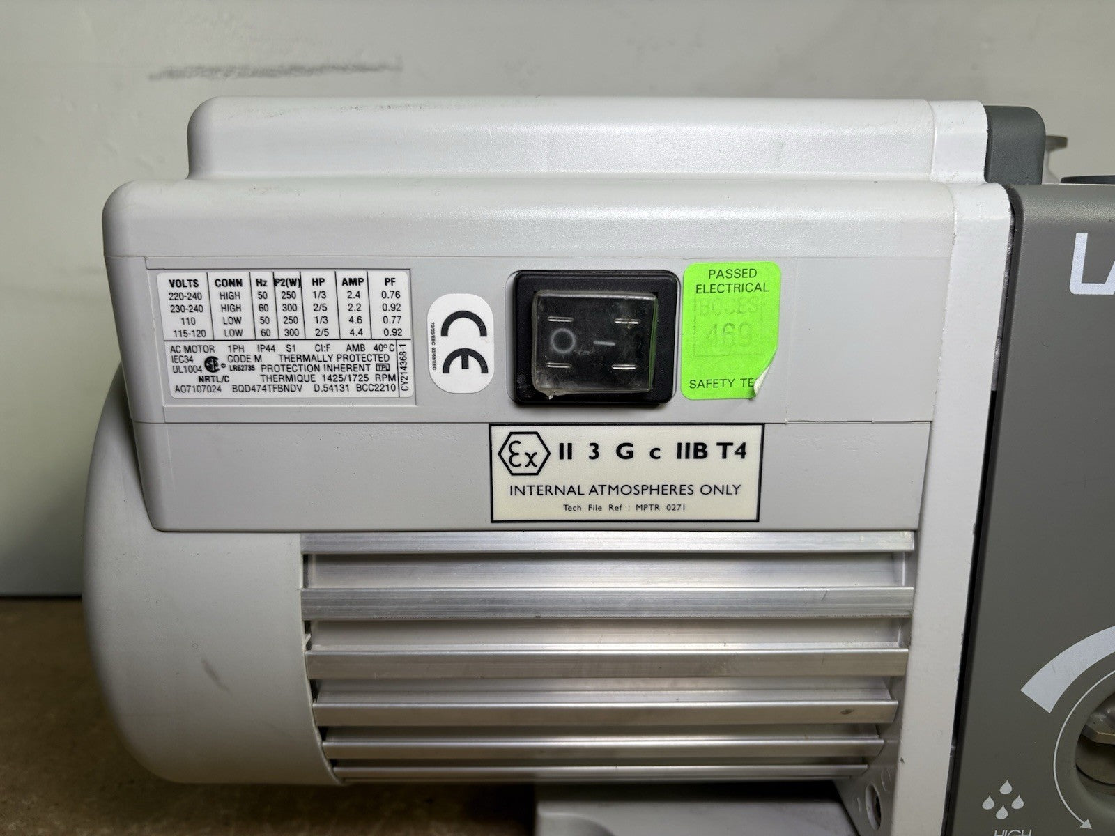 Labconco 117 Rotary Vane Vacuum Pump 2/5hp 115-120/230-240v-ac