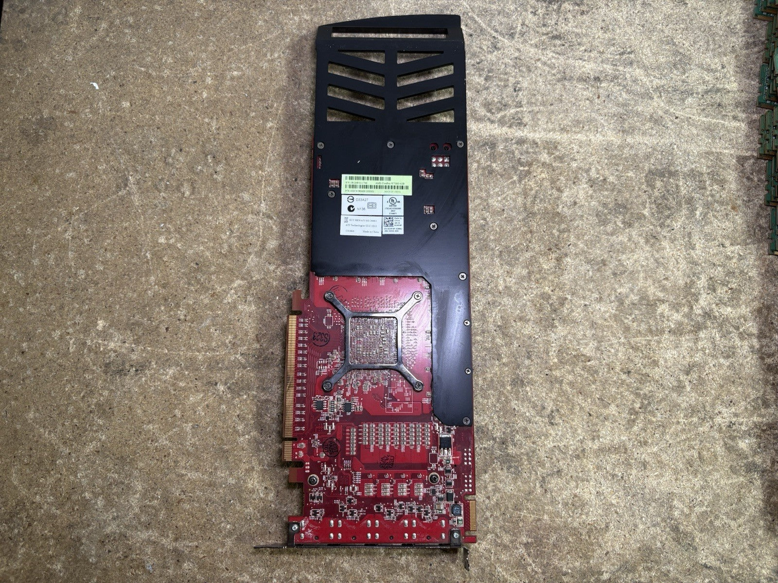 AMD FirePro W7000 4GB GDDR5 4x Display Port & EXTENDED BRACKET