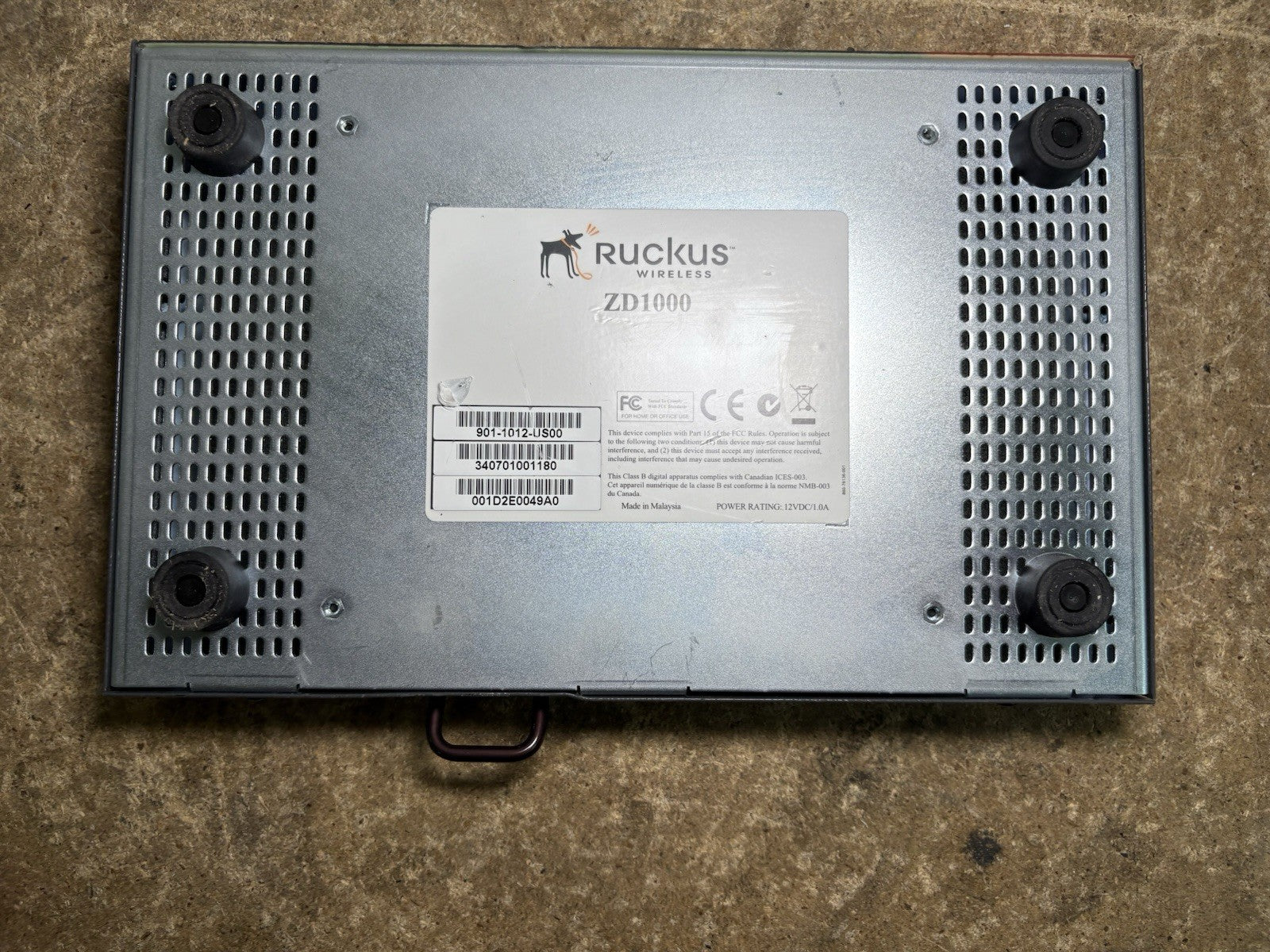 Ruckus ZD1000 ZoneDirector 1000 Wireless Controller- 12 AP License