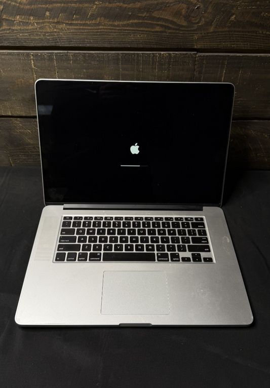 Apple MacBook Pro A1398 2013 15" intel core i7 8GB RAM 250GB SSD