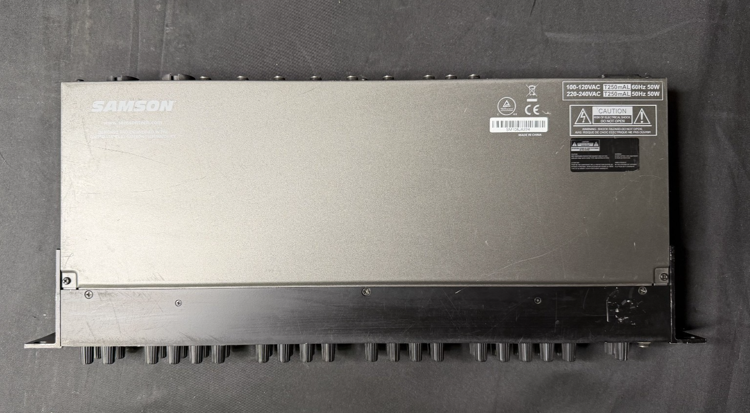 Samson SM10  10-Channel Rack Mount Line Mixer