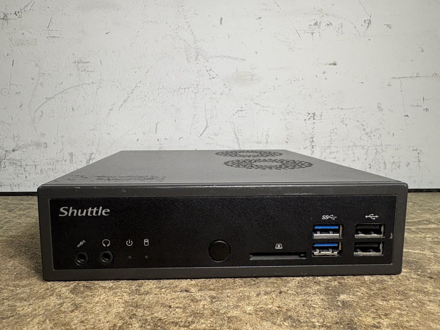 Shuttle XPC DH110SE Pentium G4400 4GB RAM/No SSD