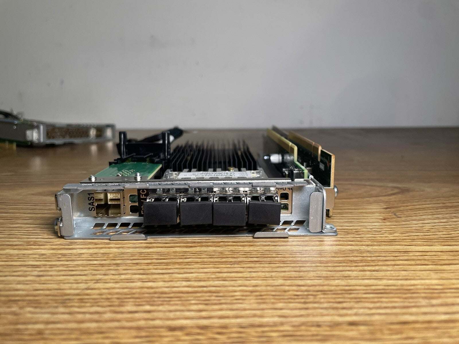 Emulex Quad Port Fiber Channel Card with 4 x SFP Modules EMC PN: LPE16304-M-E
