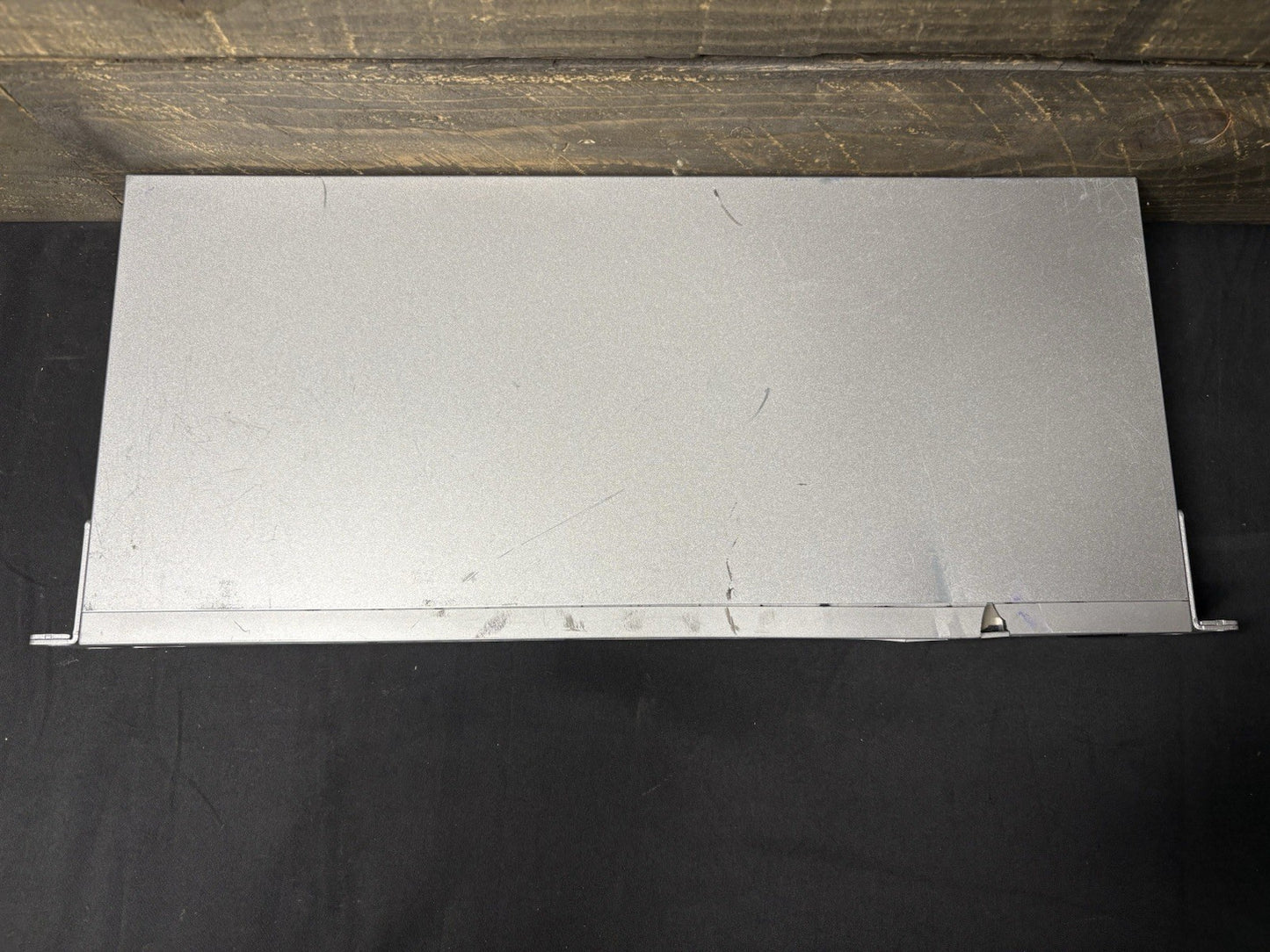 Ubiquiti UniFi USW-16-POE 16-Port Gigabit PoE Ethernet Switch *COSMETIC