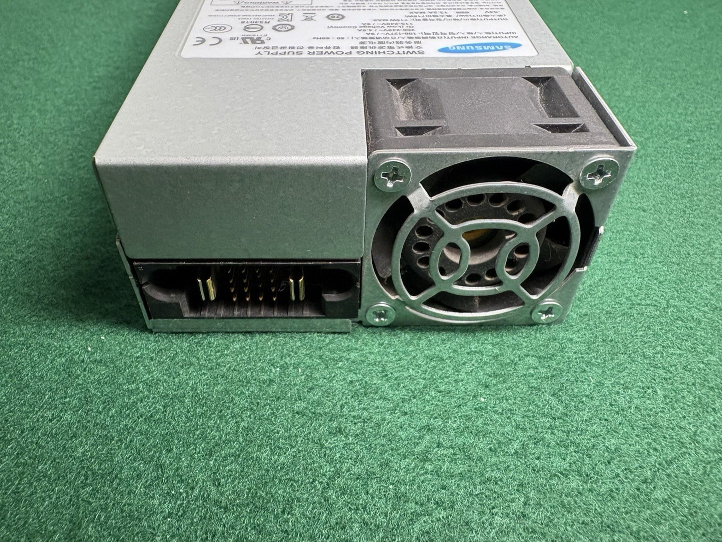 EXTREME NETWORKS SUMMIT 10951 715W AC POWER SUPPLY