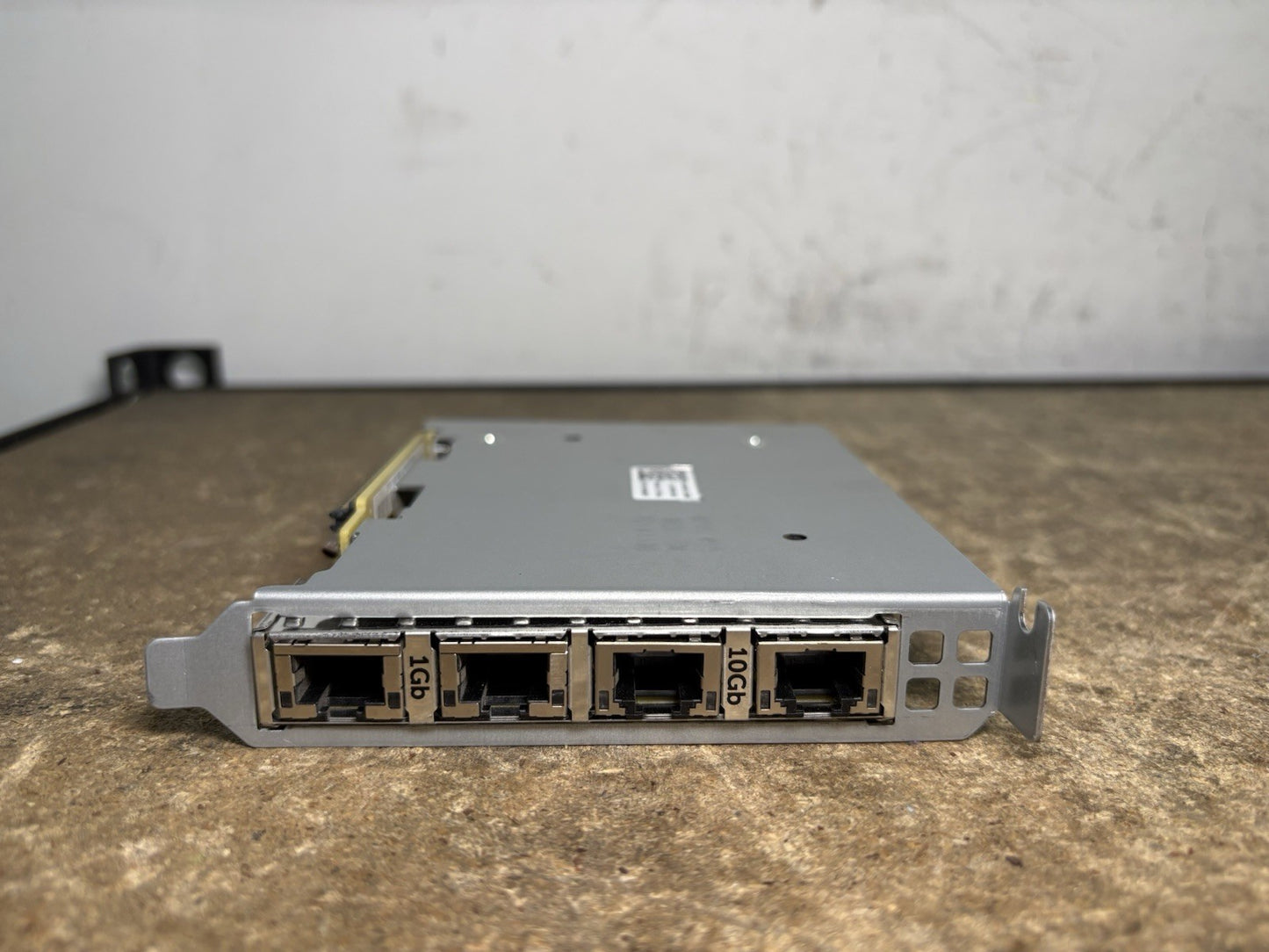 Dell XVVY1 QLogic QL41164 HMCU-DE 10Gb SFP+ 4-Port Network Daughter Card 0VN63F