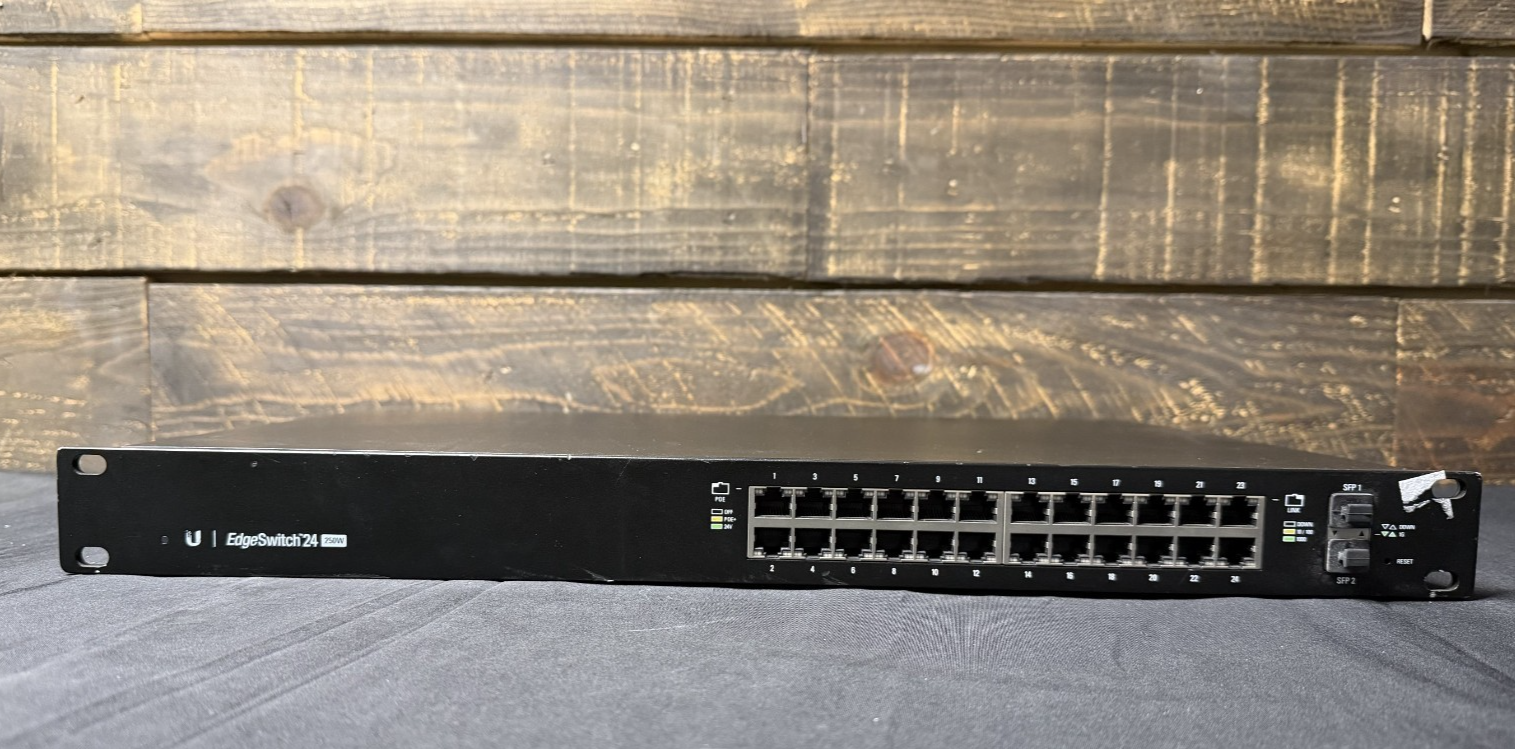 Ubiquiti Networks ES-24-250W 24 Port 250W EdgeSwitch *READ*