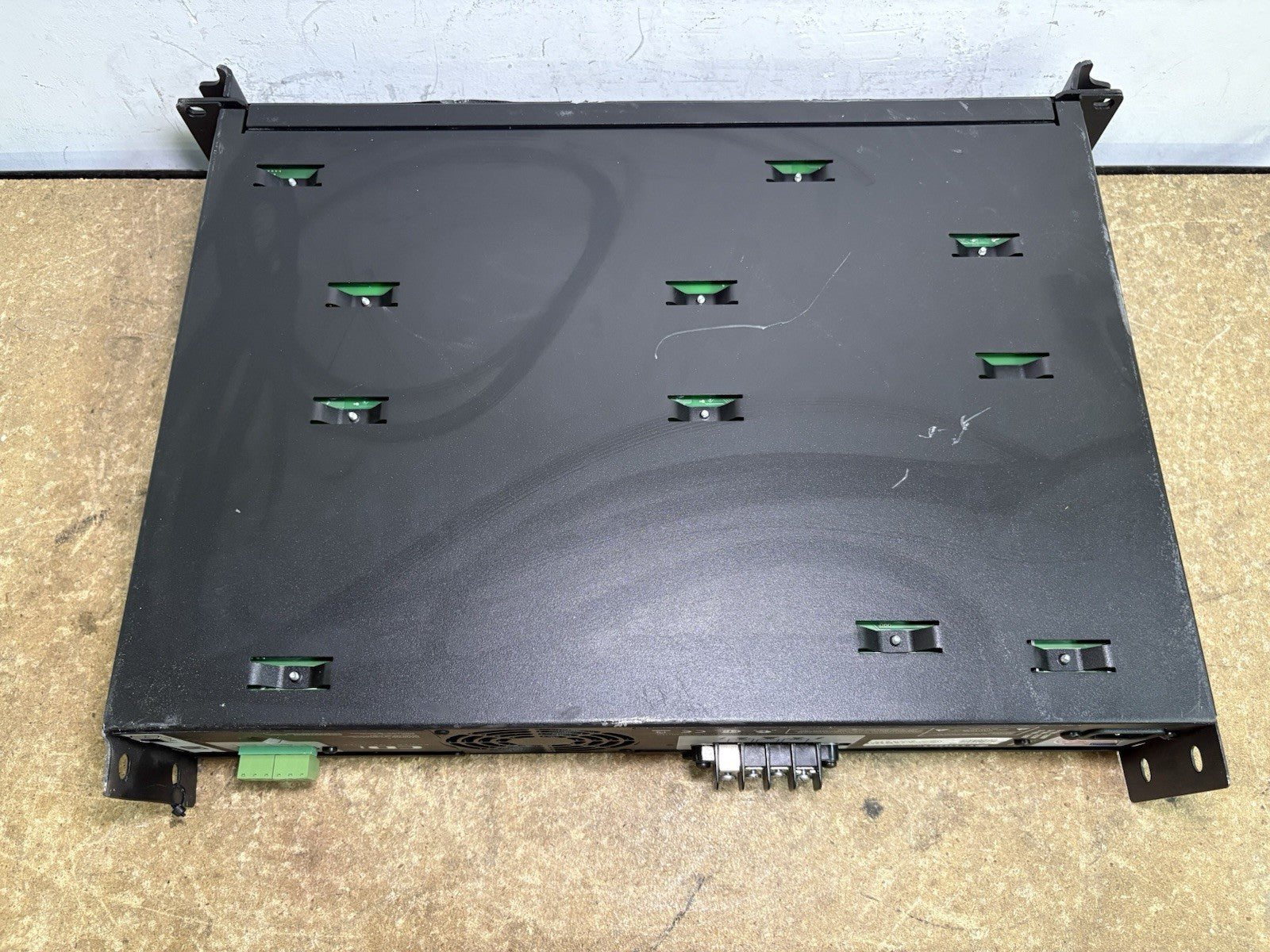 Crown CDi 1000 500W 2-Channel 70V Power Amplifier - Black