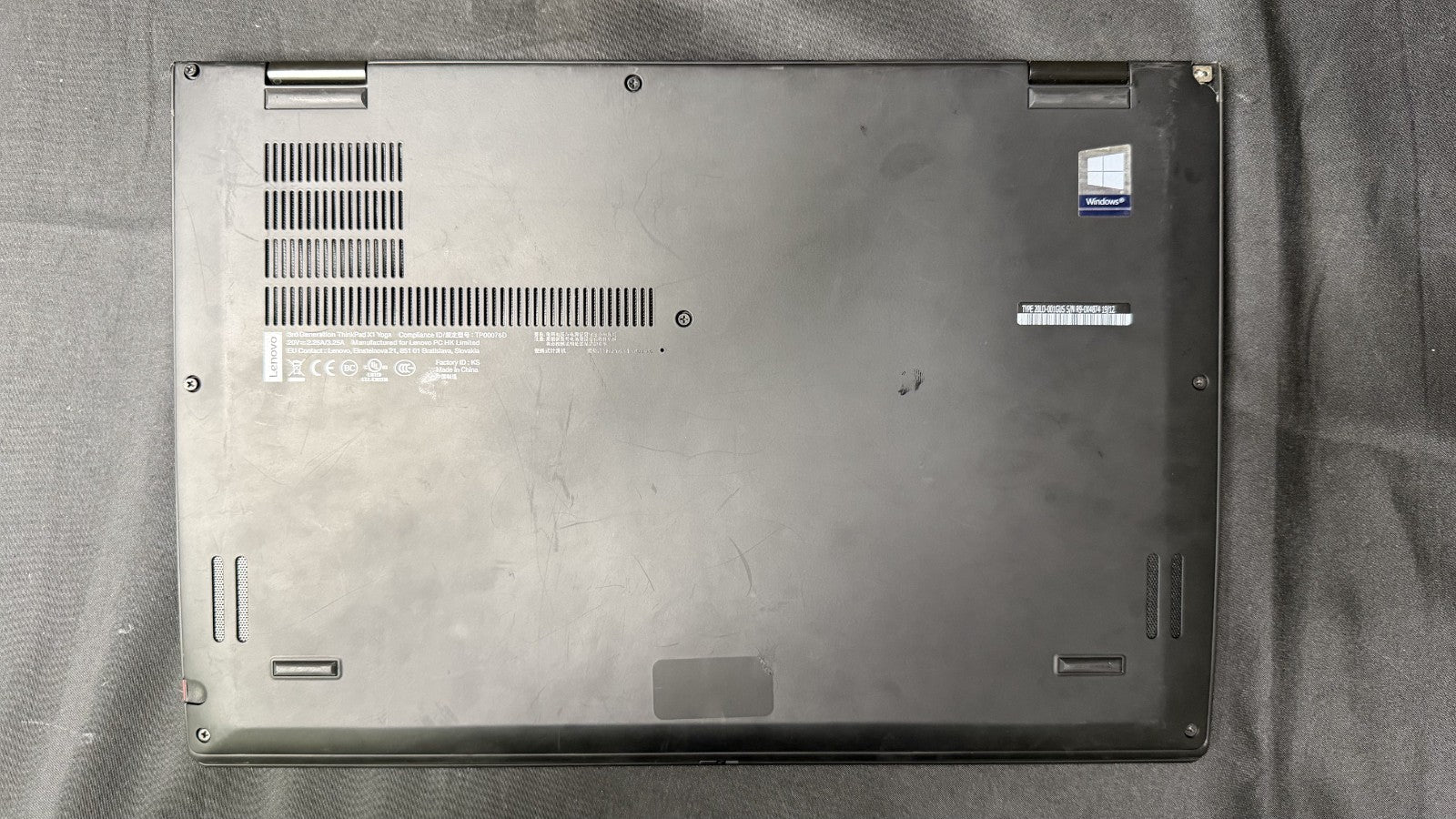 Lenovo ThinkPad X1 Yoga 3rd Gen 14" Intel i5-8250U 8GB RAM 256GB SSD WIN 10