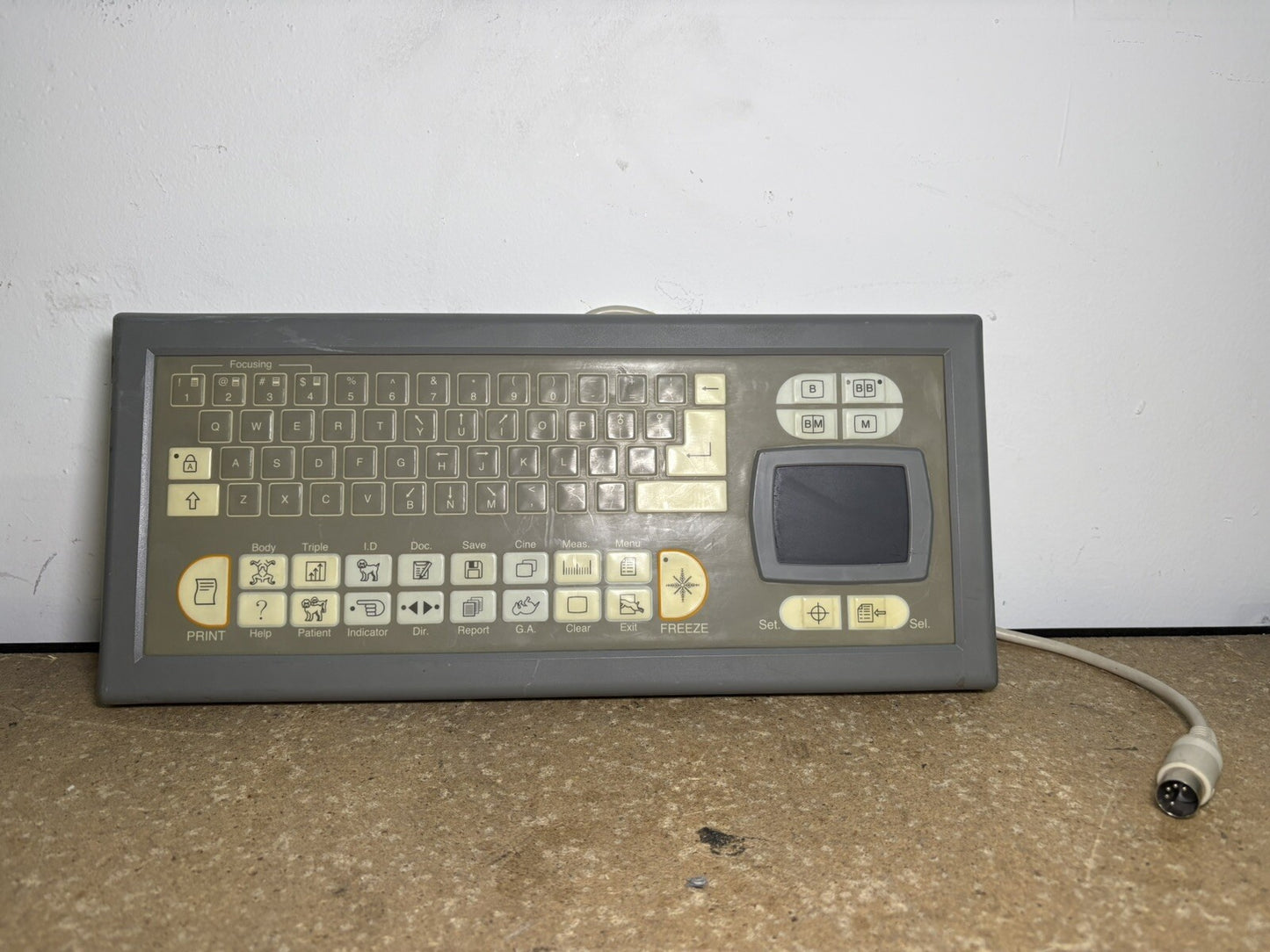 Medison SonoVet 900