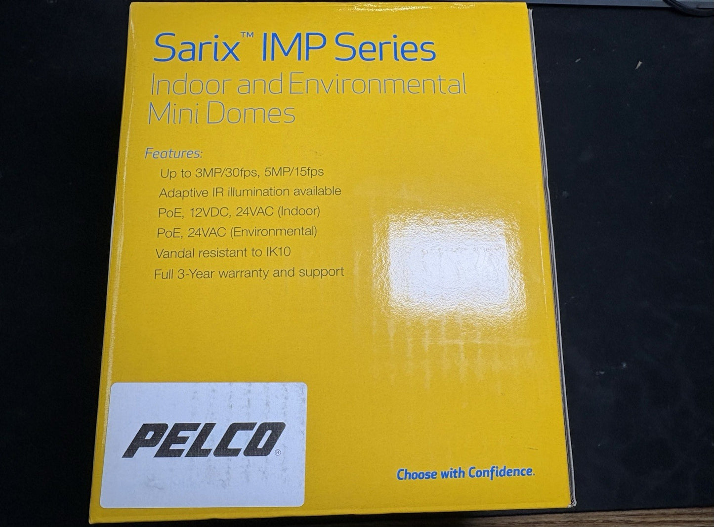 Pelco Sarix IMP Mini Dome IMP221-1ES