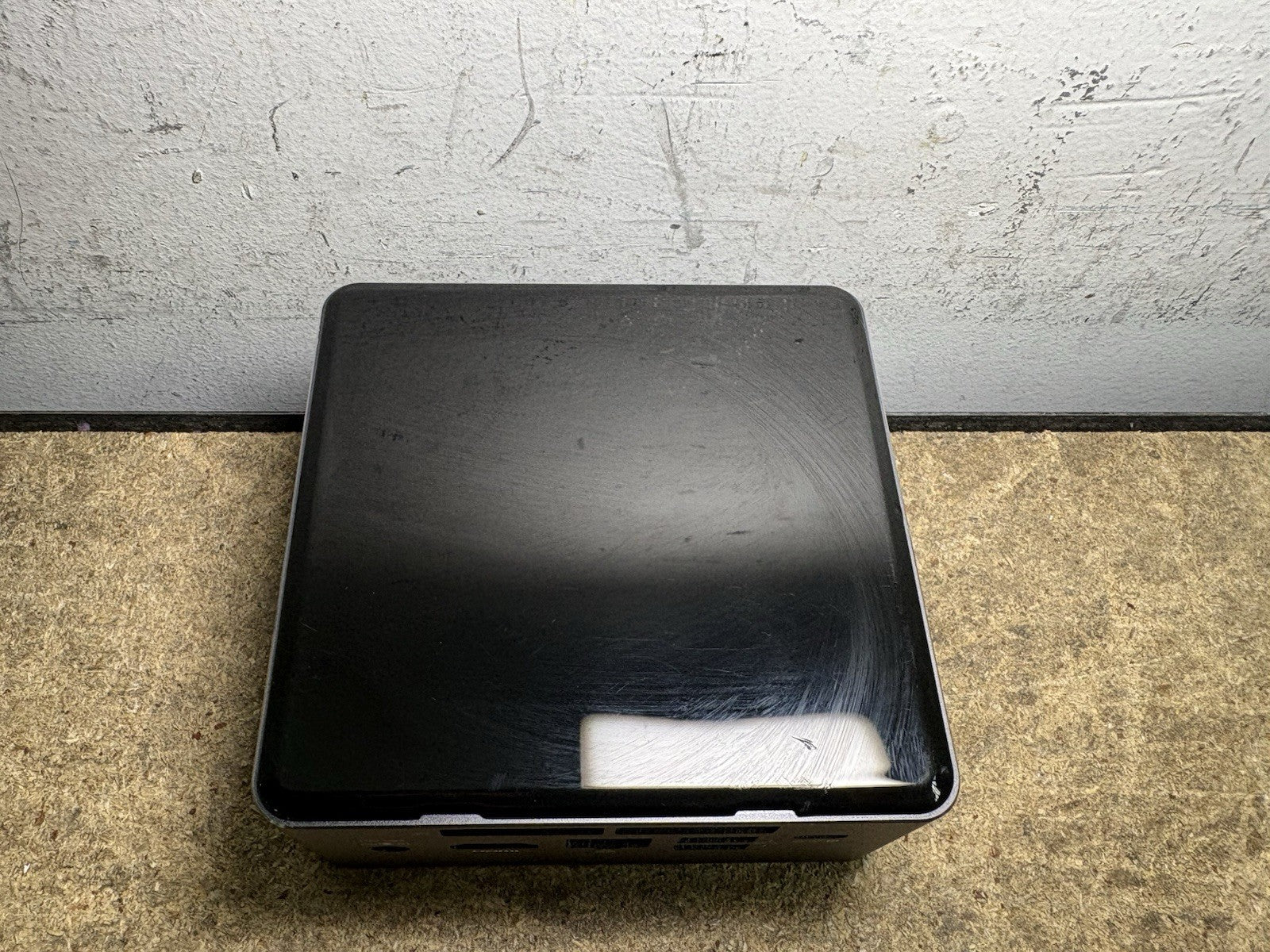 Intel NUC NUC7i3BNH Mini PC i3-7100U 2.4GHz CPU 8GB RAM 1TB SSD