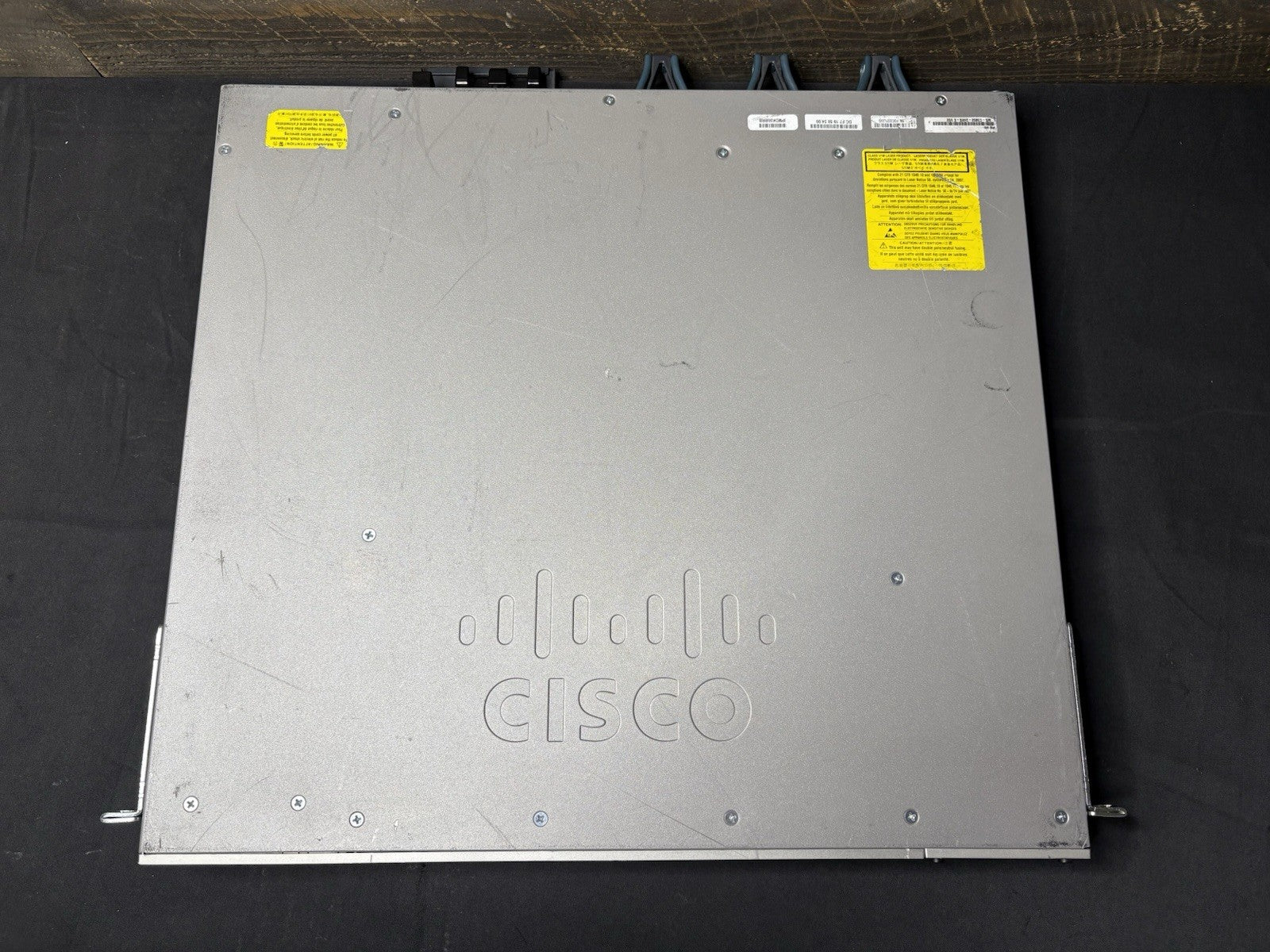 Cisco WS-C3850-24XS-E IP Base Switch 24 SFP+ Ethernet Ports 715WAC PWR
