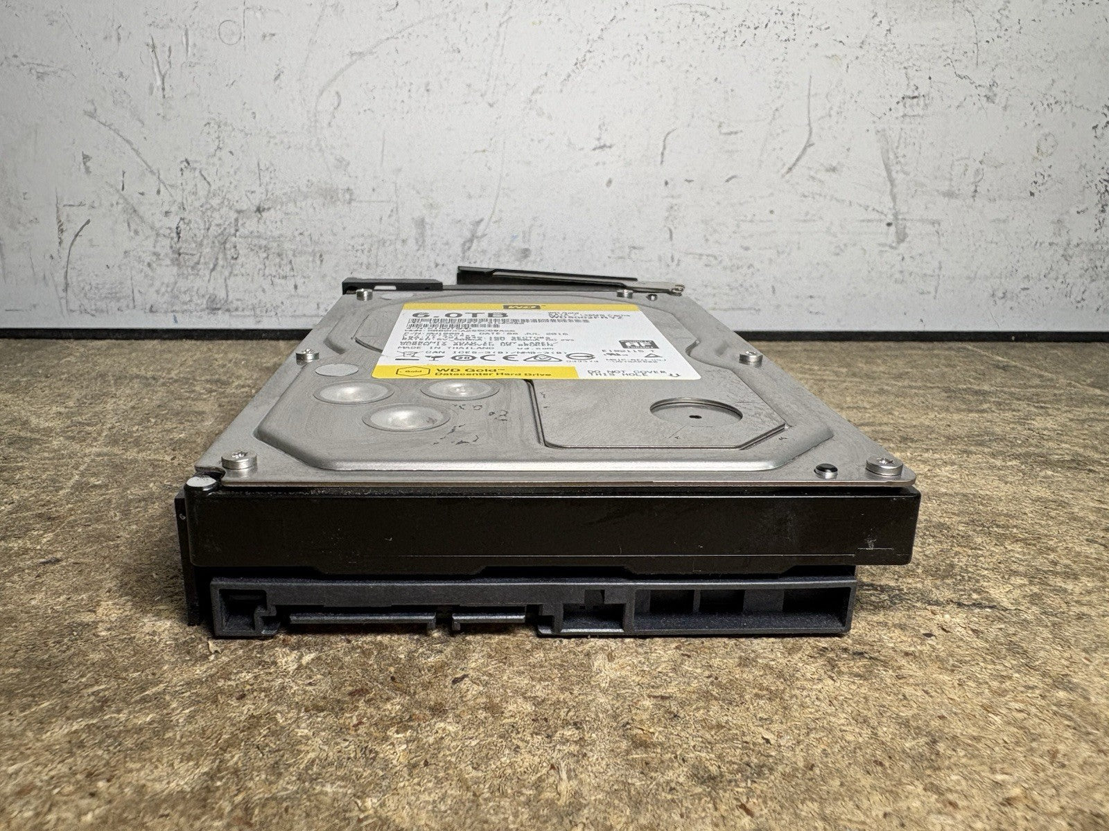Western Digital Gold WD6002FRYZ 3.5" AF 6TB 6Gb/s SATA HDD Drive