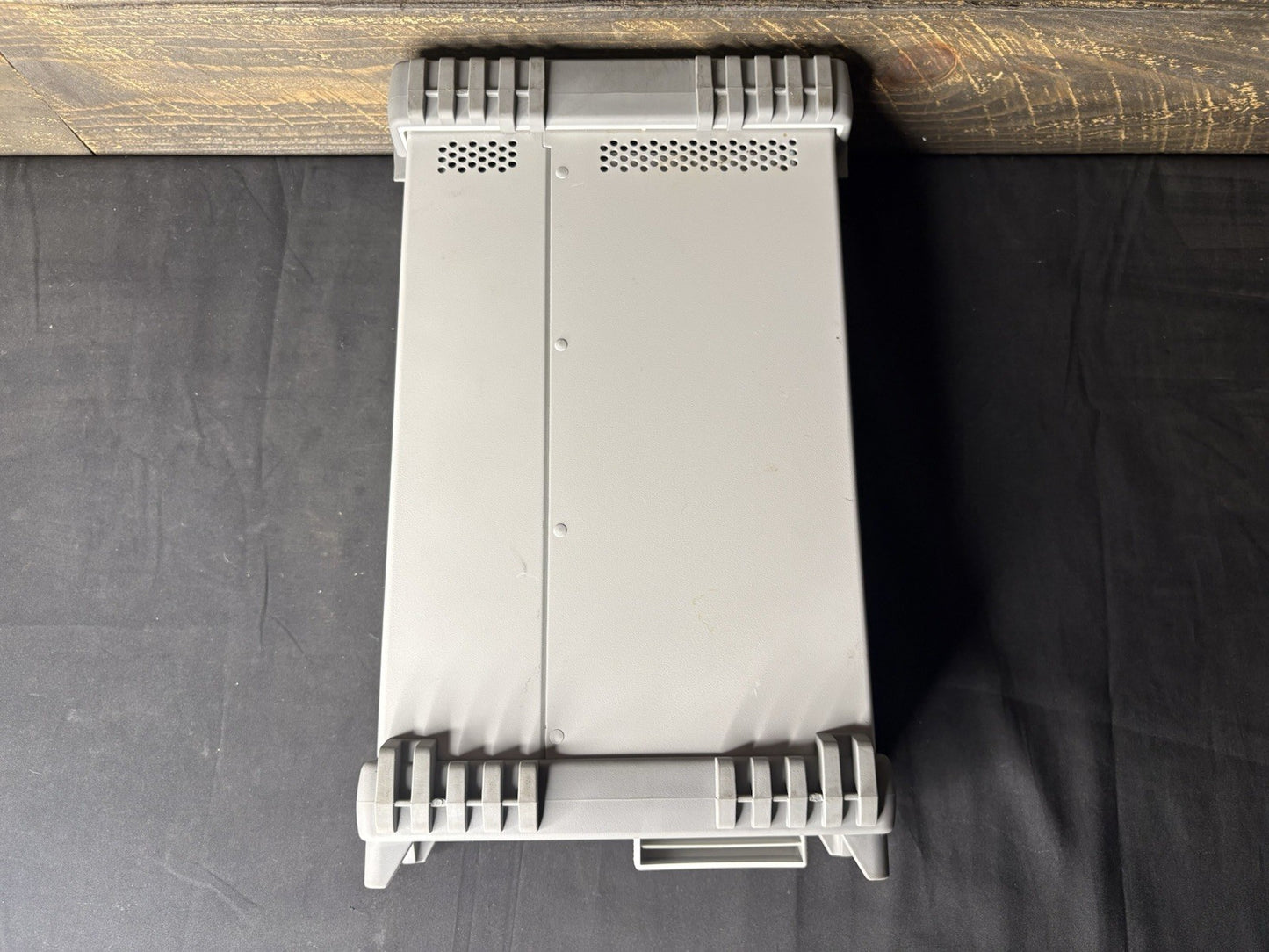 Agilent 34970A Data Acquisition Switch Unit Mainframe Only, No Modules Installed