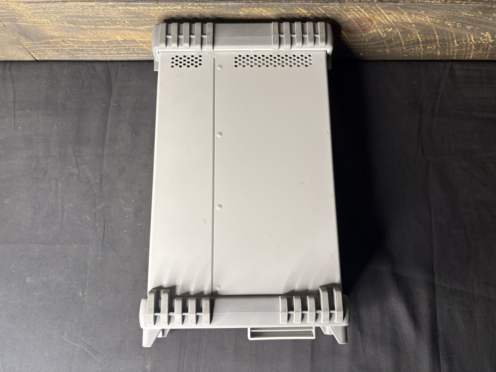Agilent 34970A Data Acquisition Switch Unit Mainframe Only, No Modules Installed