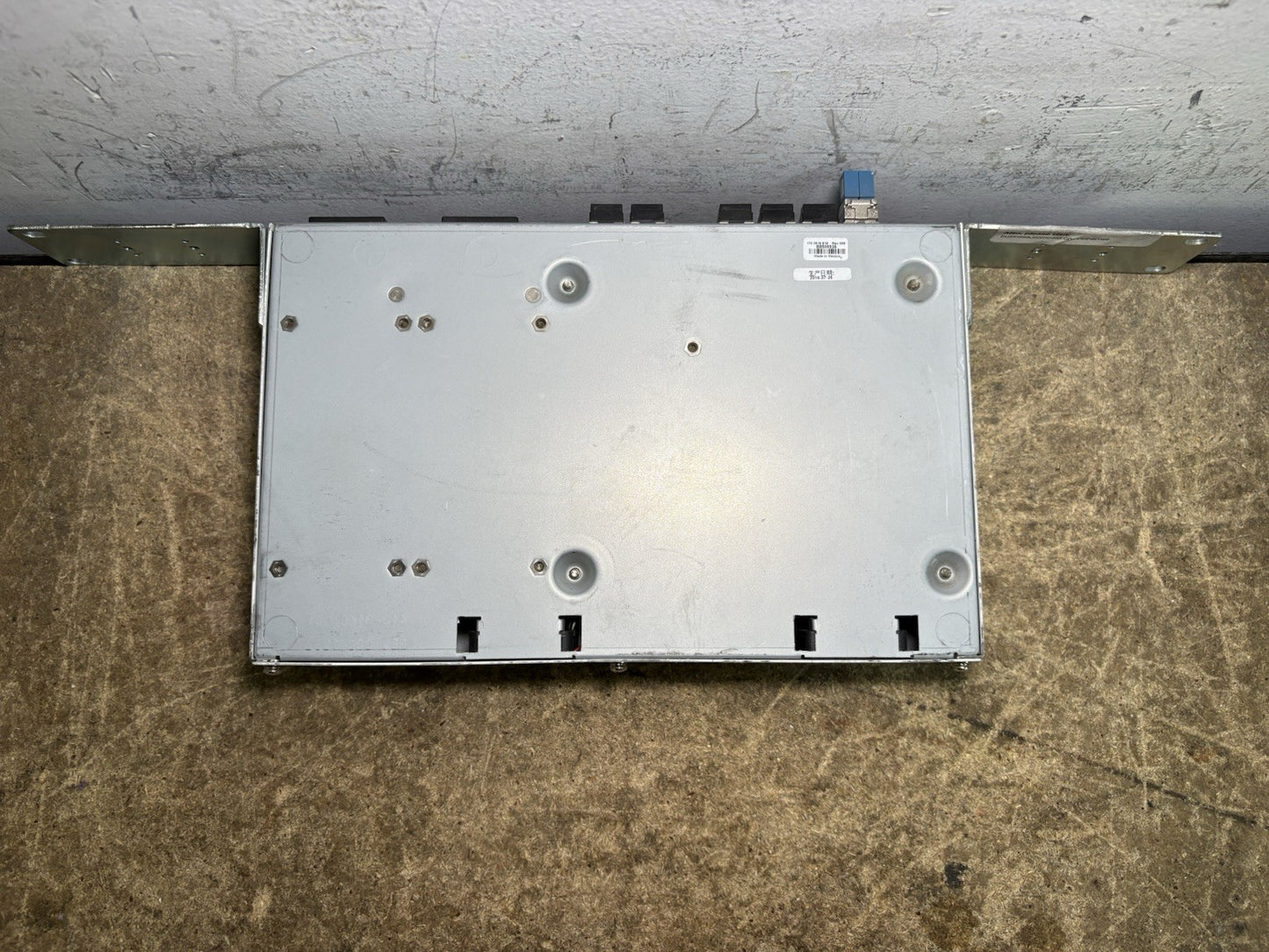 Ciena 3916 170-3916-906 Service Delivery Switch with Rack Mount