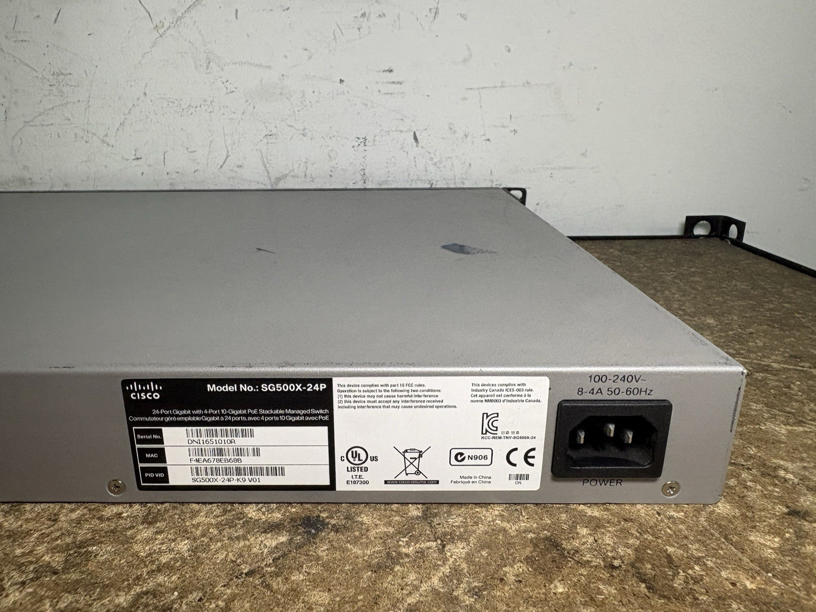 Cisco SG500X-24-K9 24-Port Gigabit StackableManaged Switch