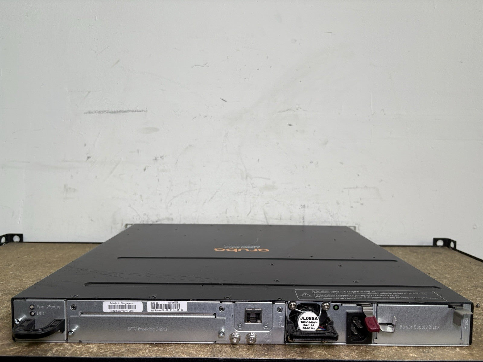 Hewlett Packard Aruba Enterprise 24-Port Gigabit Switch 3810M JL071A w/ 1 x PSU