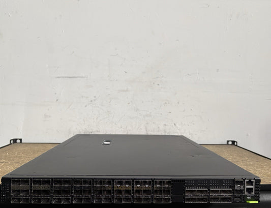 EDGE-CORE Networks 7326-56X-O-AC-F Switch
