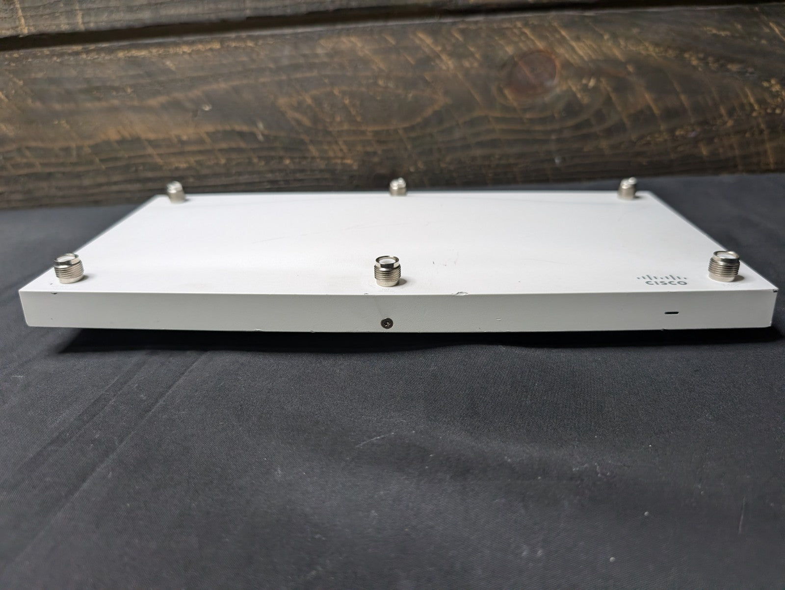Cisco Meraki MR46E-HW Wi-Fi Access Points with antennas & mount Unclaimed