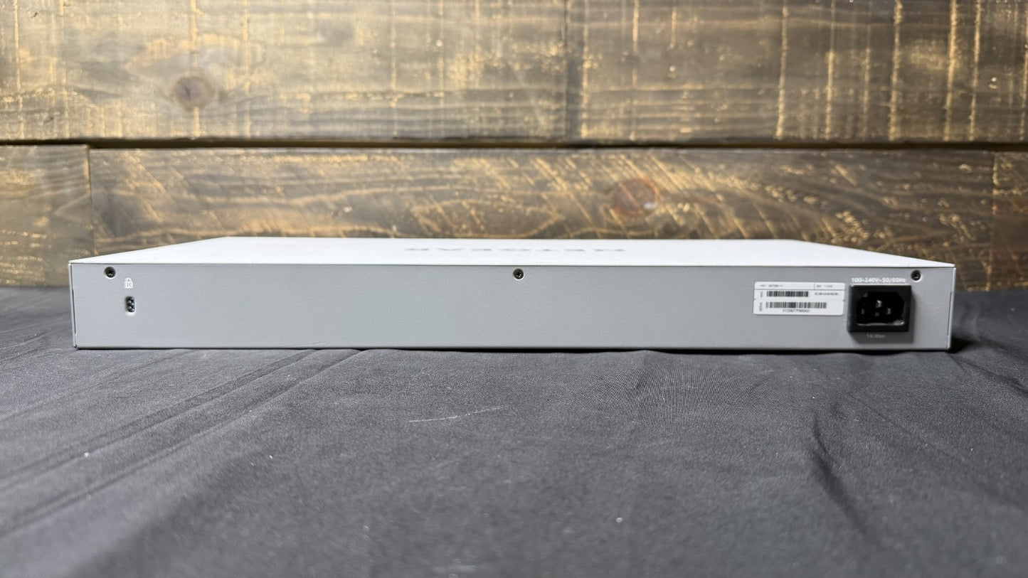 Netgear GC728X 28 Port Gigabit Ethernet switch