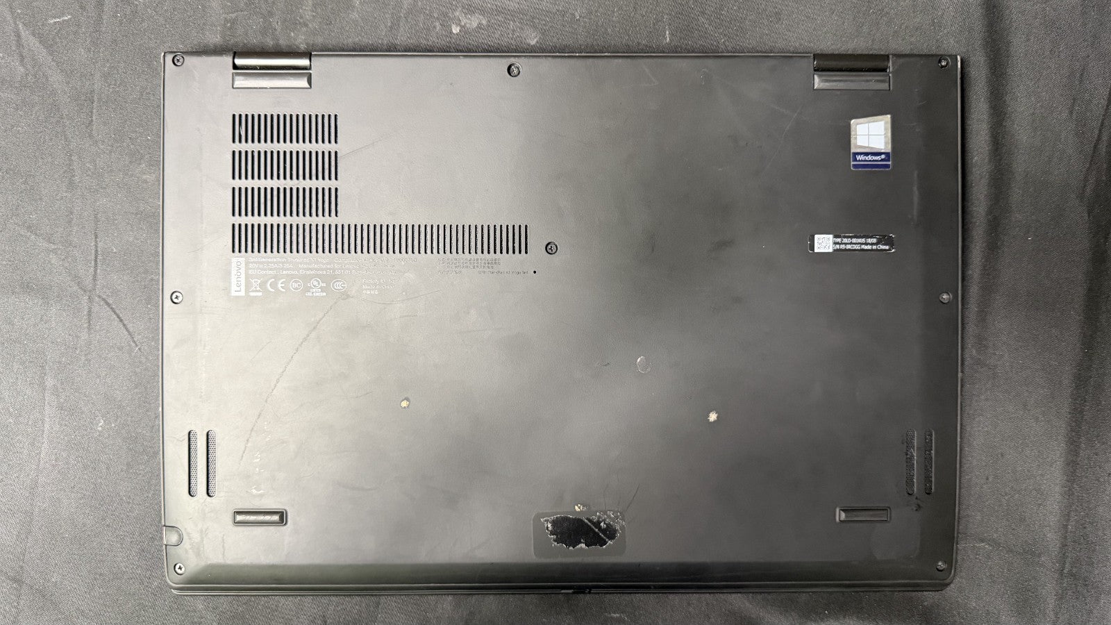 Lenovo ThinkPad X1 Yoga 3rd Gen Touch i7-8550U, 8GB 256GB Win10