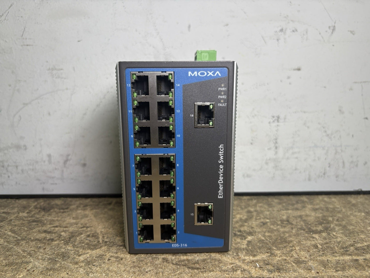 Moxa EDS-316 Industrial Ethernet Switch