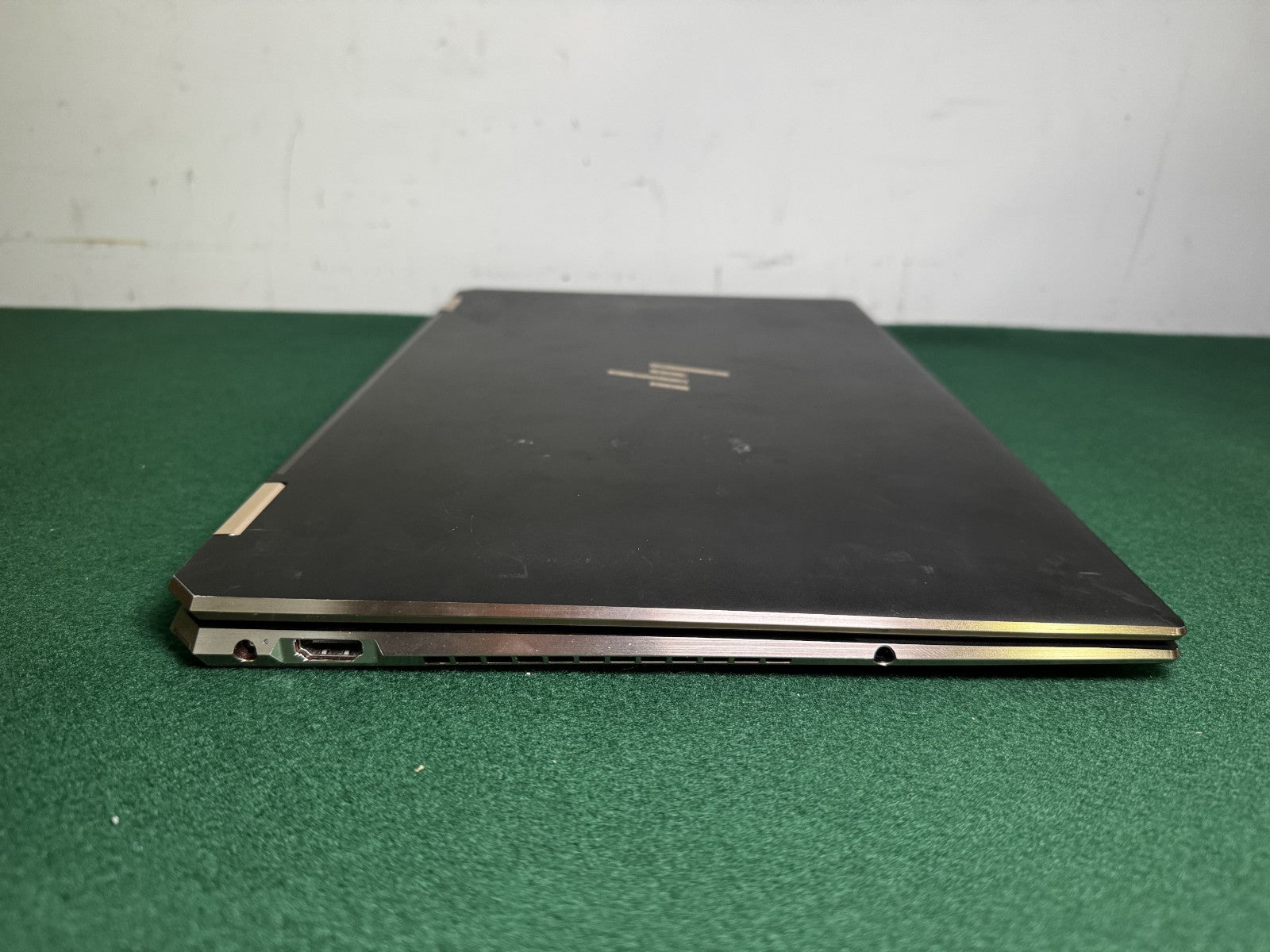 HP Spectre x360 15-EB1043DX 15.6" i7-1165G7 2.8GHz 16GB RAM 256 GB SSD *READ*