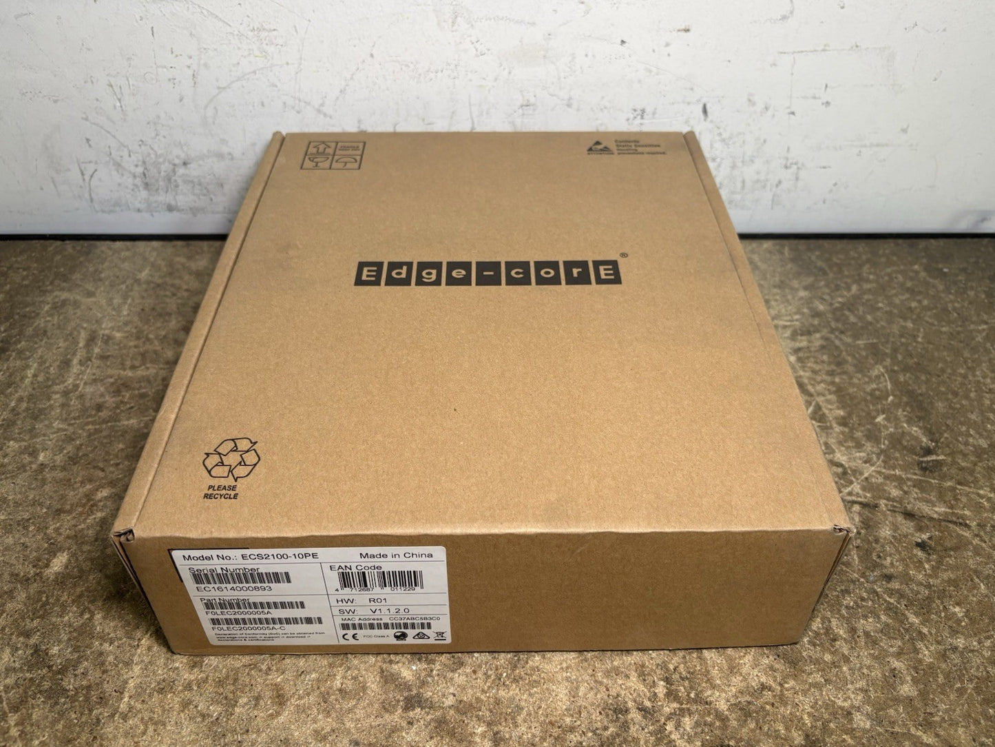 Edge-Core ECS2100-10PE F0LEC2000005A