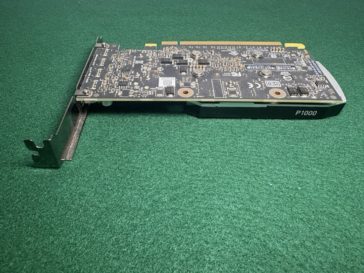 LOT OF 17 Nvidia Quadro P1000 4GB GDDR5 4x Mini-DisplayPort PCIe 3.0