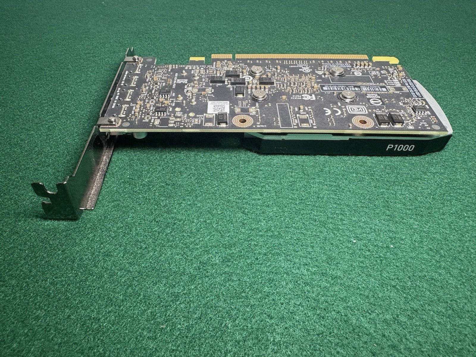 LOT OF 17 Nvidia Quadro P1000 4GB GDDR5 4x Mini-DisplayPort PCIe 3.0