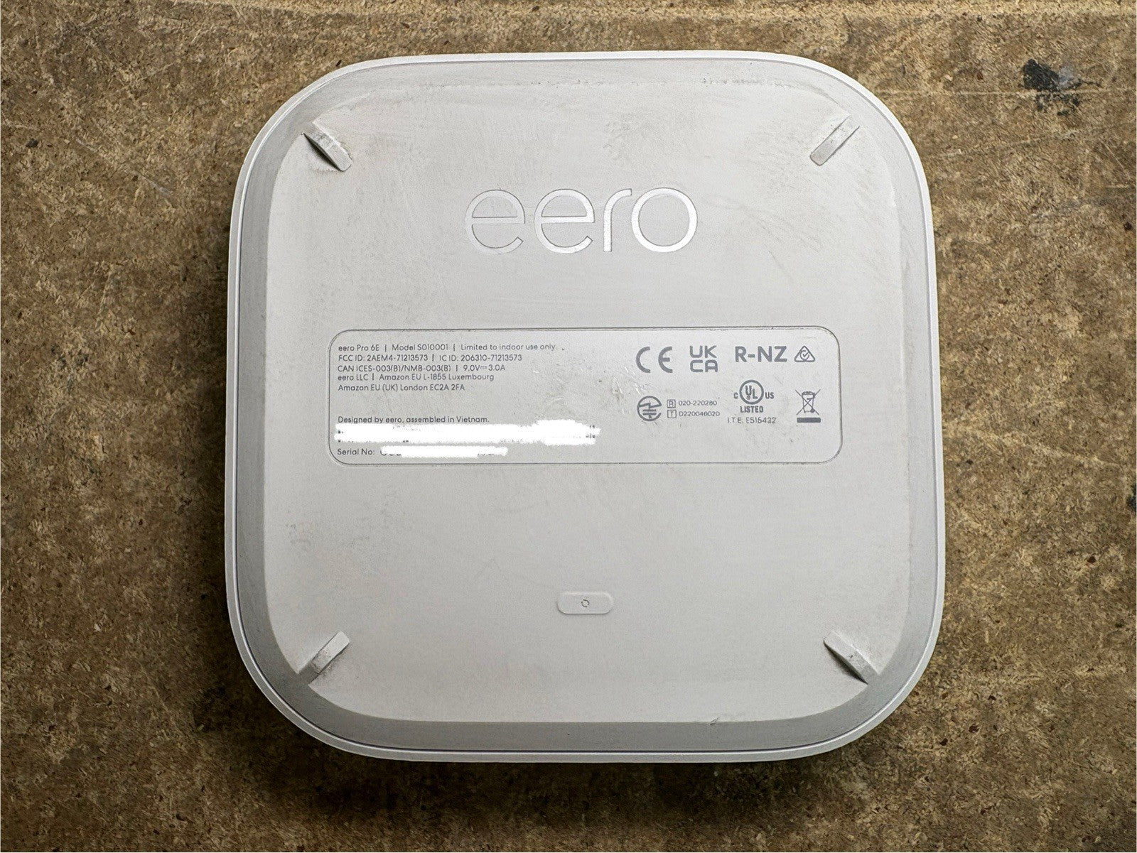 eero Pro 6E Tri-Band Mesh Wi-Fi 6E S010001 white NO ADAPTER ISP lock Frontier