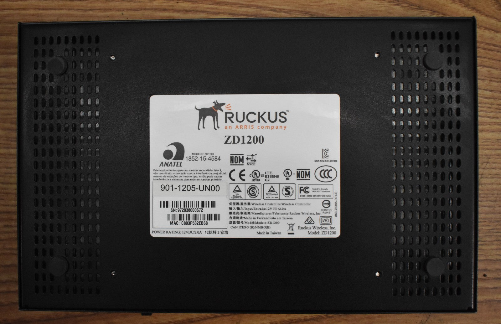 Ruckus ZoneDirector ZD1200 Wireless AP Controller Reset W/5 AP Licenses