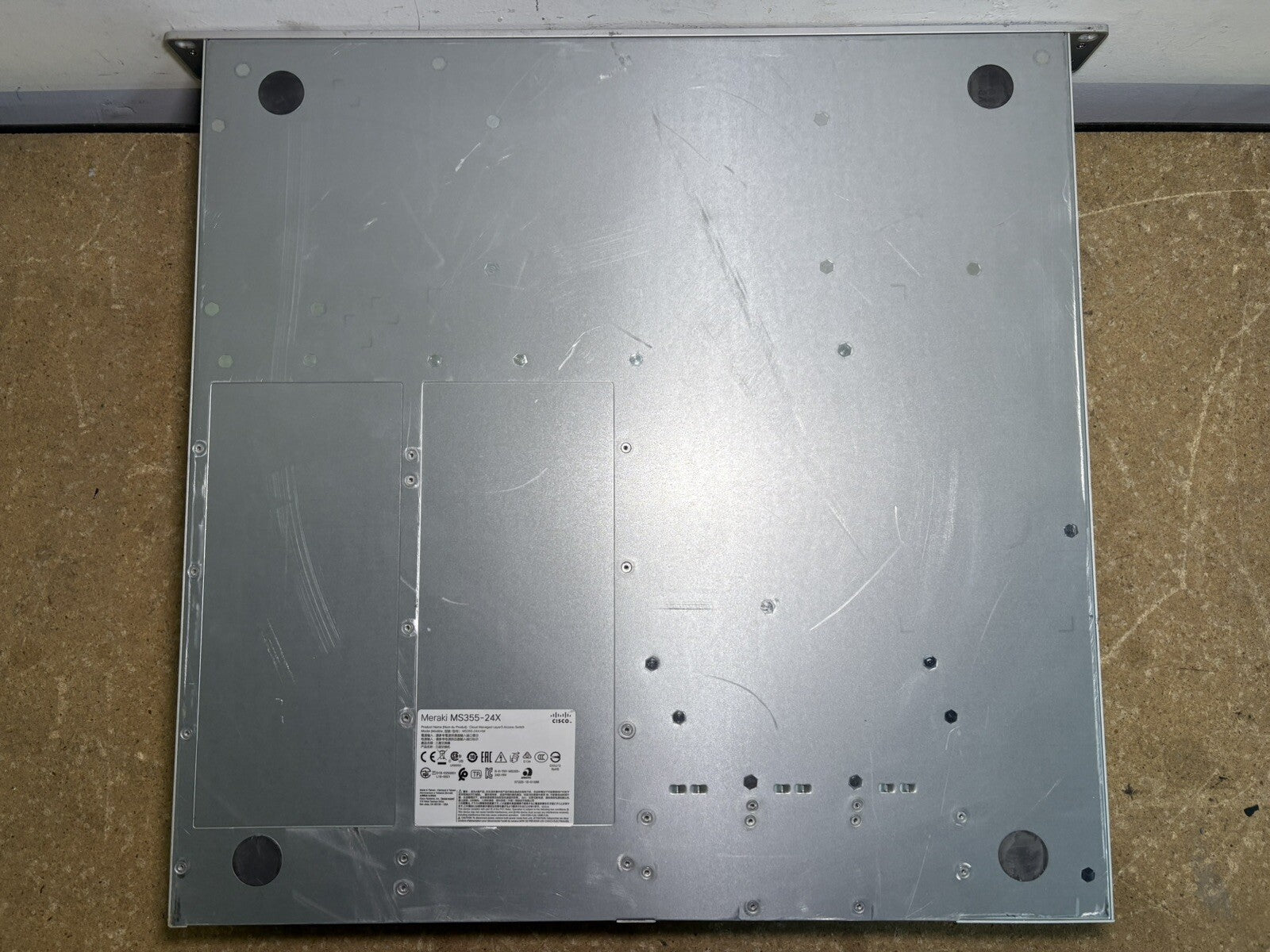 Meraki MS355-24X-HW UPoE 8-Port 10Gb UPoE 4xSPF+ 2xQSFP+ UNCLAIMED *No PSU/FANS