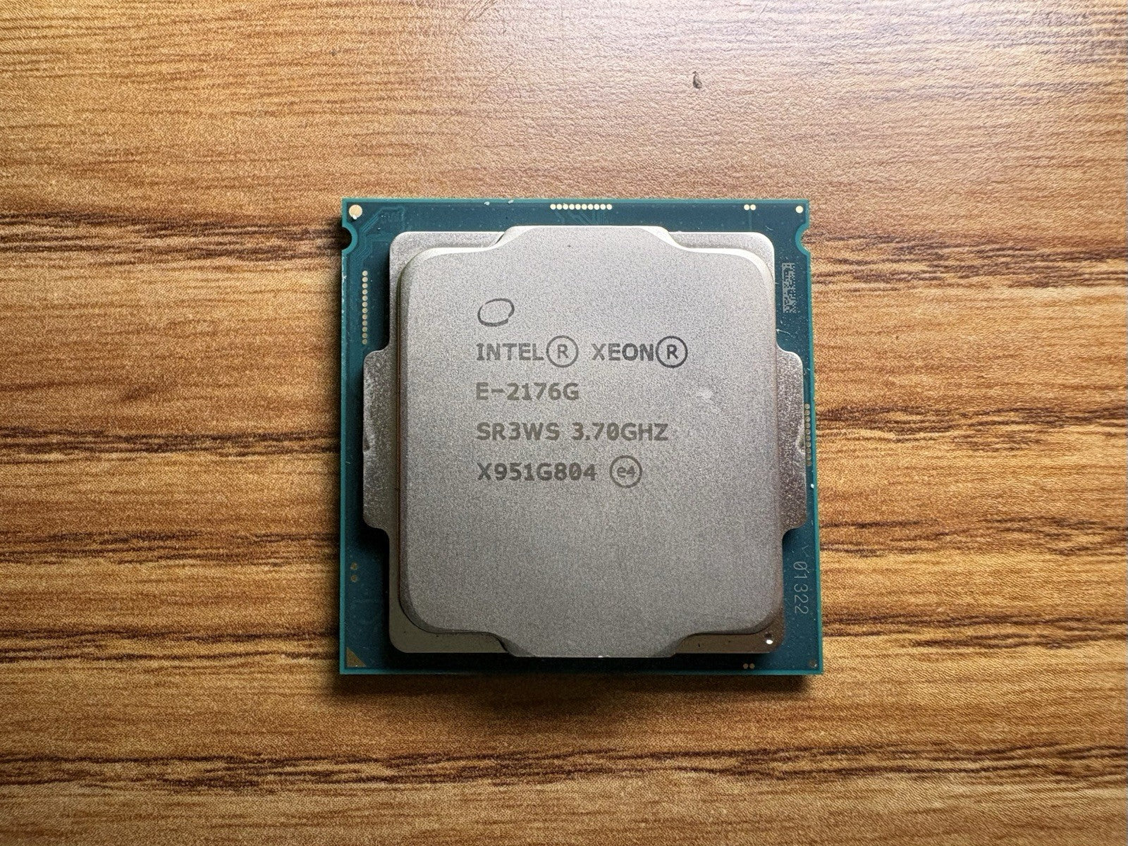Intel Xeon E-2176G SR3WS 3.70 GHz Socket LGA 1151 CPU Processor