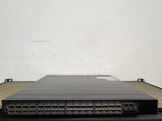 Edge-Core 6812-32X-O-AC-F 6812-32X Series 32-Port 40G SFP+ Switch W/ Dual AC