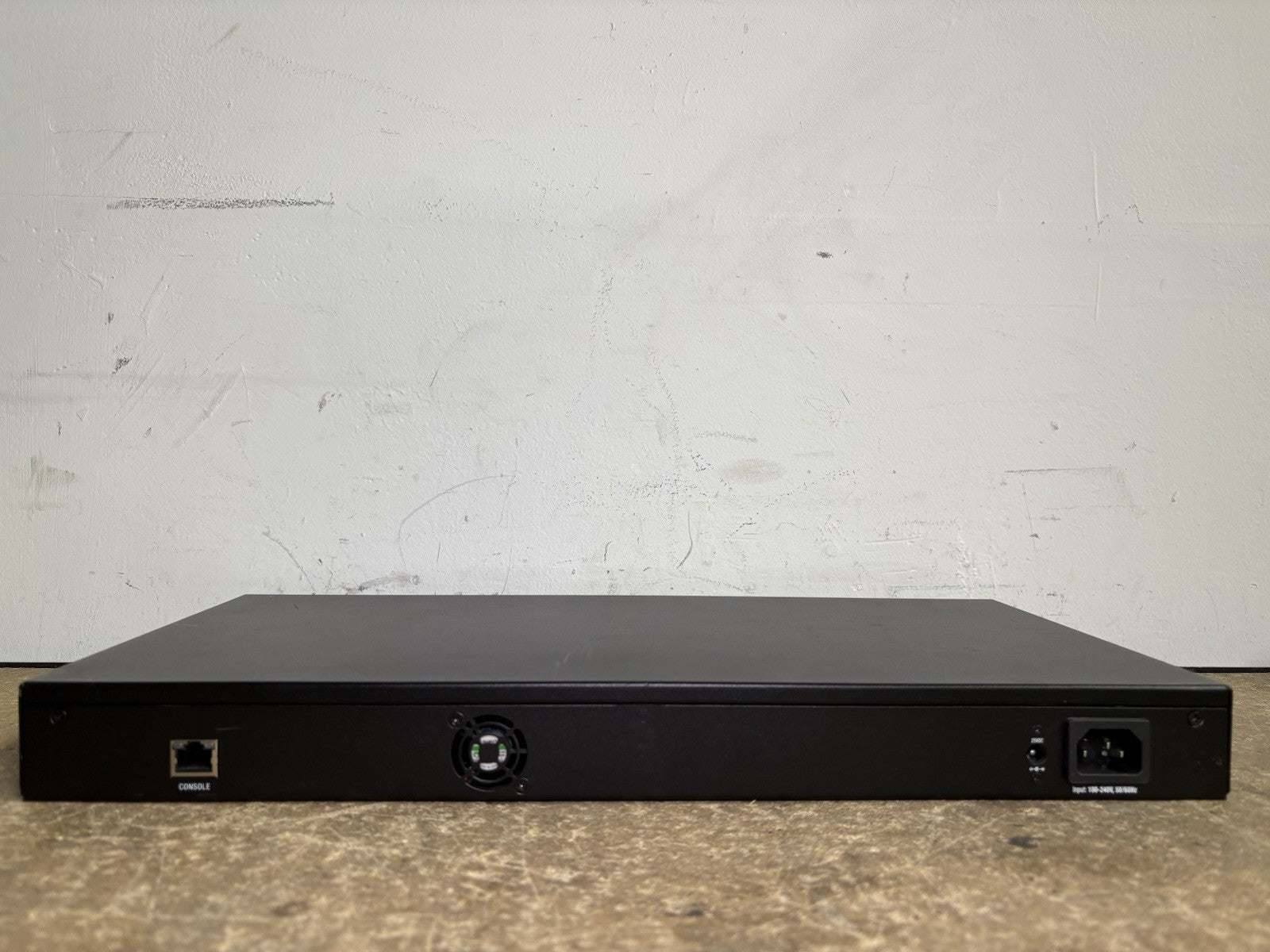 Ubiquiti Networks EdgeSwitch 24-Port Managed Gigabit Switch, ES-24-Lite