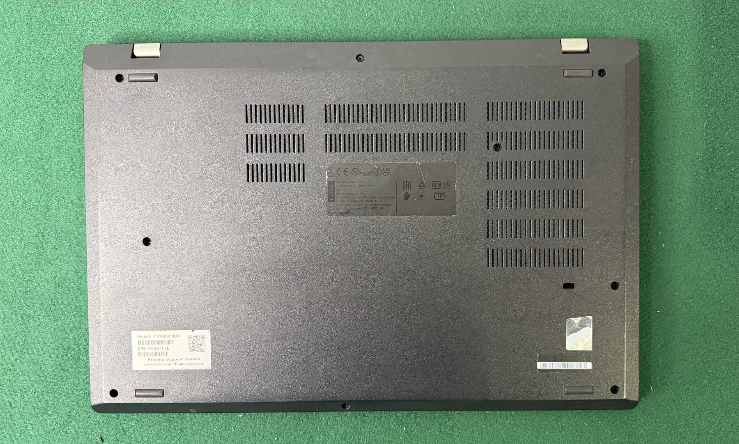 Lenovo ThinkPad P15v Gen 3 15.6" Intel i7-12700H 2.3GHz 16GB RAM 512 SSD WIN 11