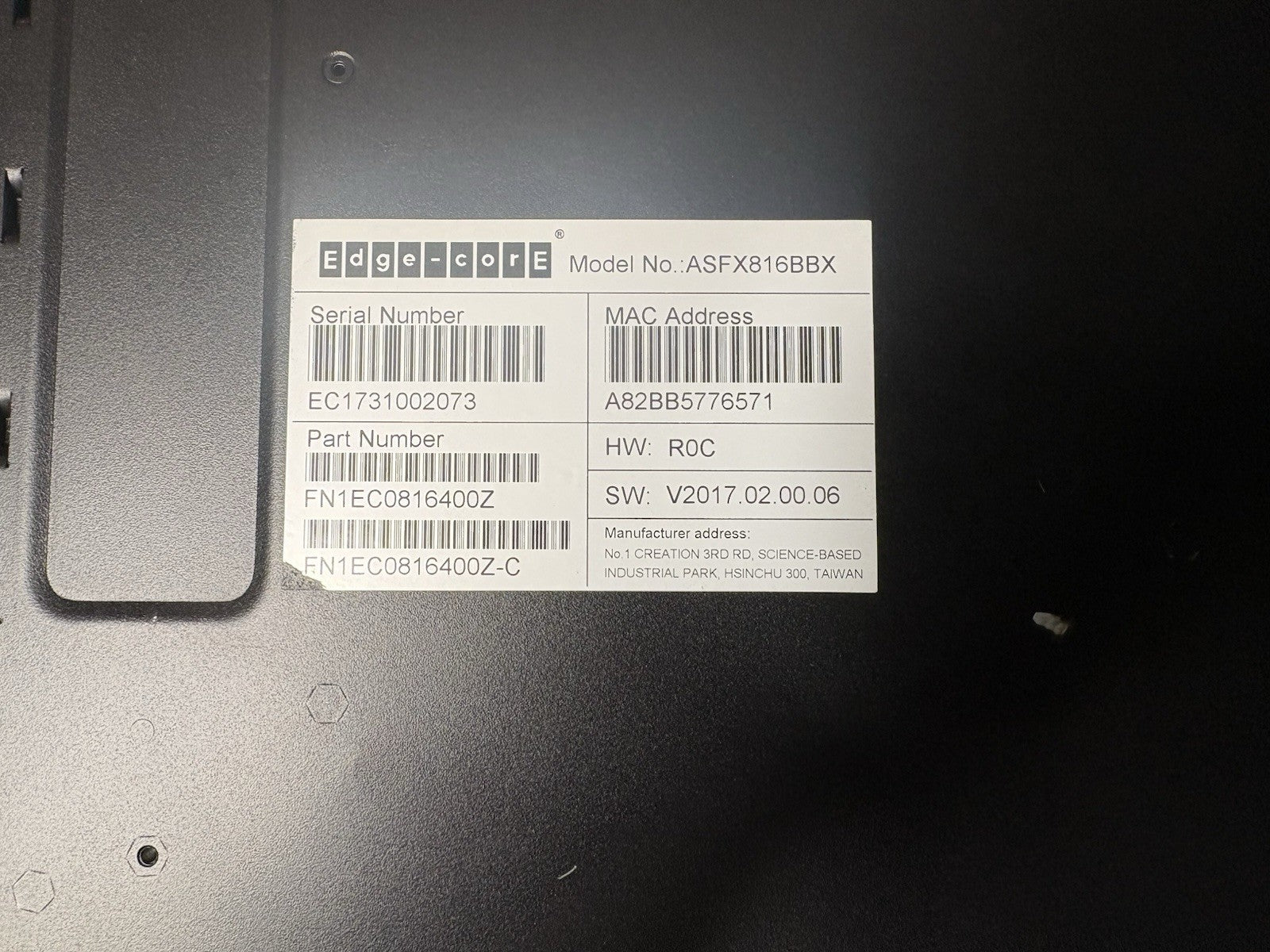 EDGE-CORE Networks ASFX816BBX Switch