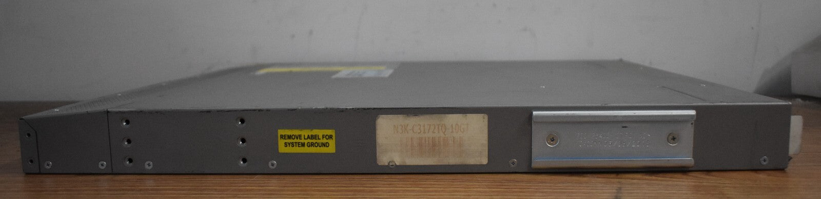 Cisco Nexus3172TQ, N3K-C3172TQ-10GT Port 1U Switch