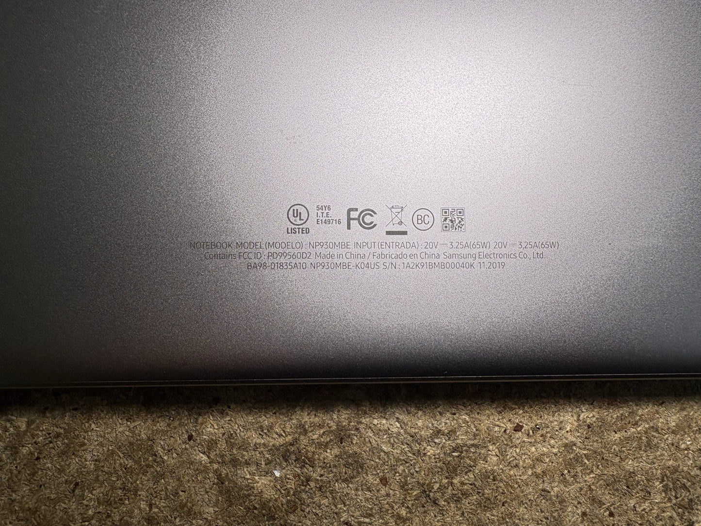 Samsung 9 Pro NP930MBE 13.3" Touch Intel Core i7-8565U 1.8GHz 16GB RAM No SSD